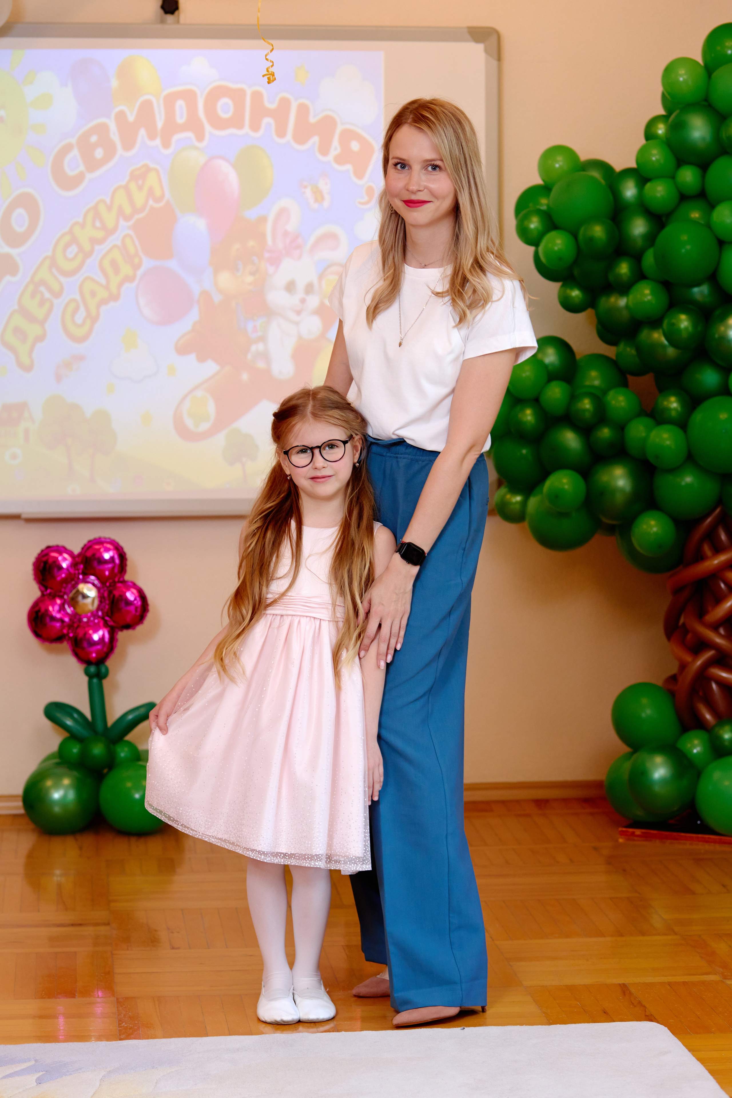 Фотограф выпускной в детском саду таганрог. Фотограф Выпускные альбомы Таганрог Сергей Коробченко