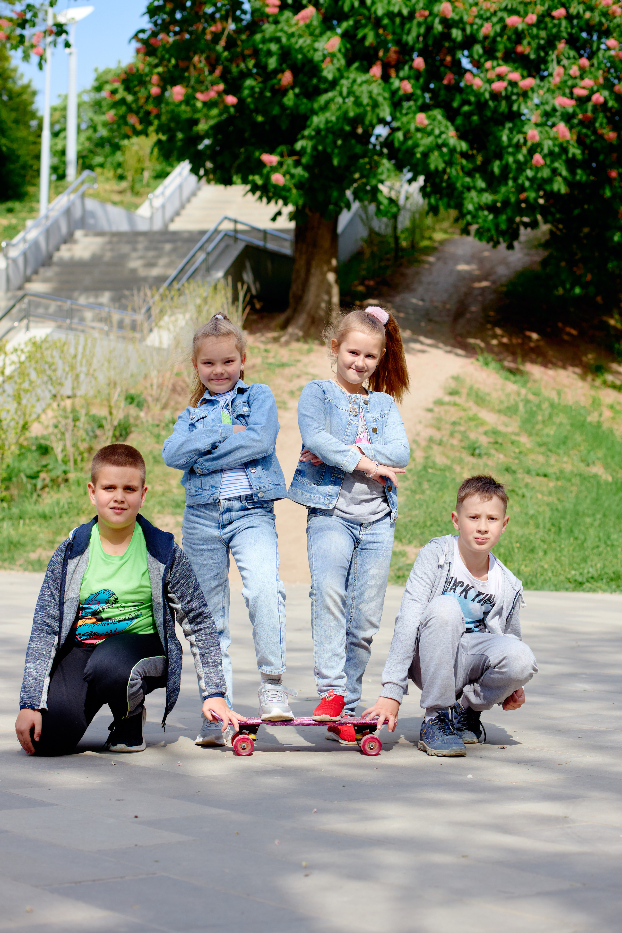 Сьемка на выпускнык альбомы на улице таганрог. Фотограф Выпускные альбомы Таганрог Сергей Коробченко