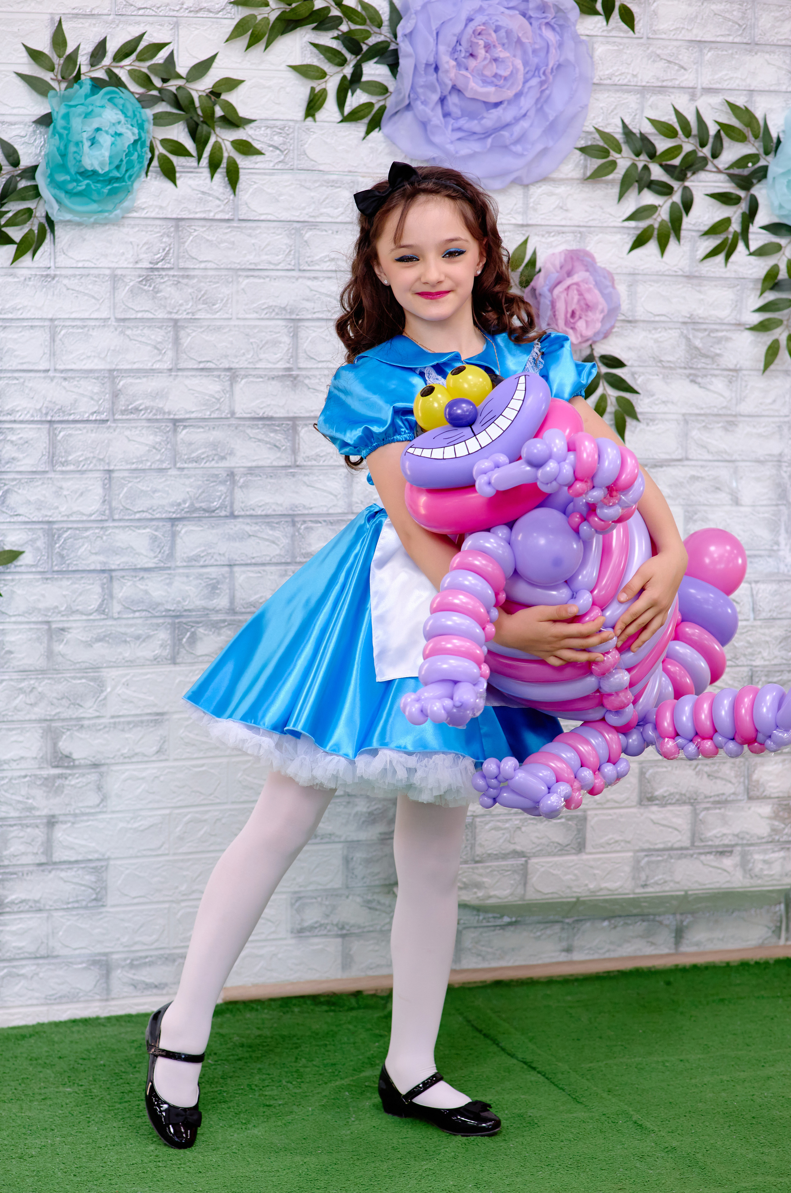 День рождения в детской комнате. Фотограф Выпускные альбомы Таганрог Сергей Коробченко