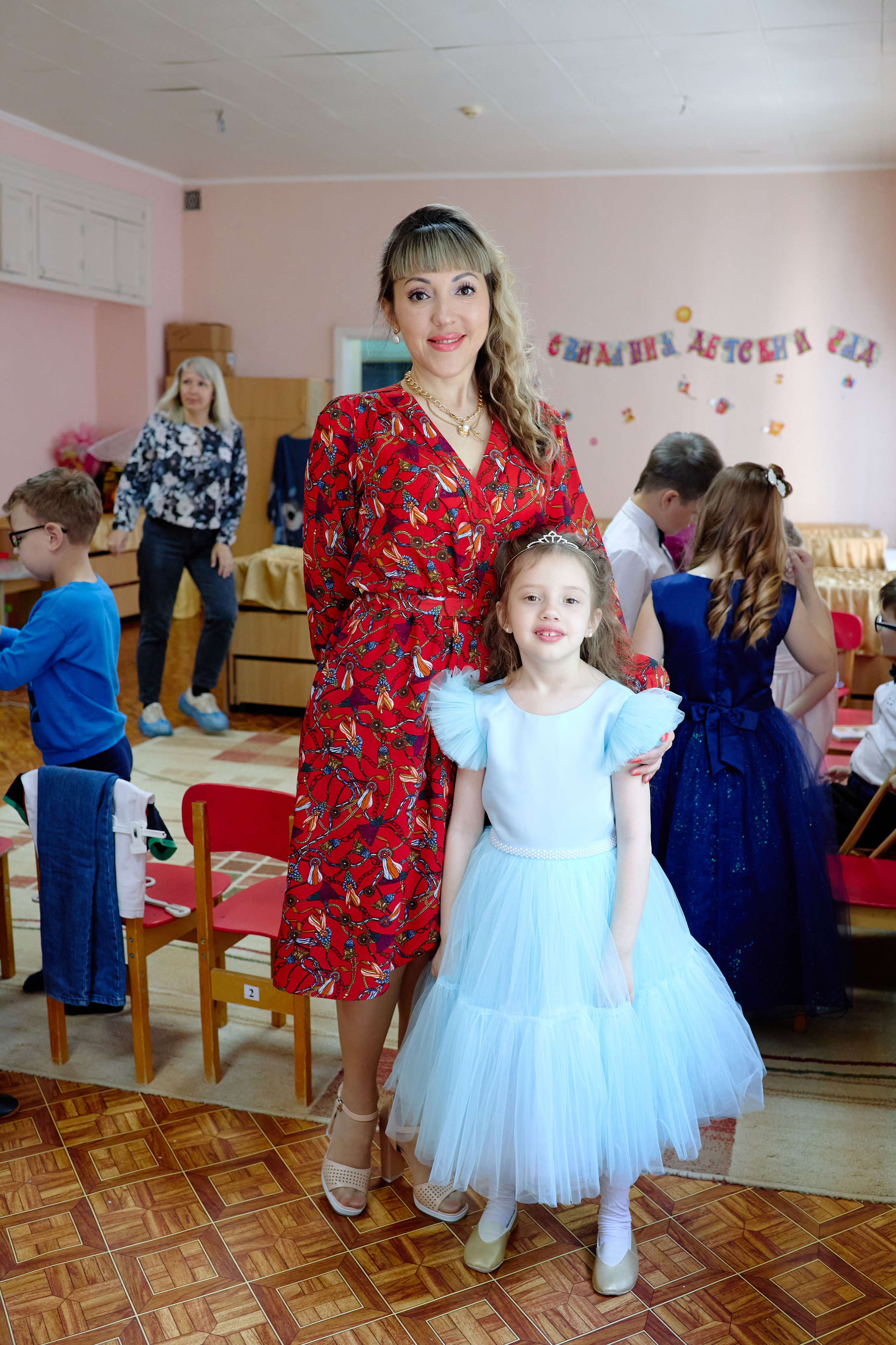 Фотограф выпускной в детском саду таганрог. Фотограф Выпускные альбомы Таганрог Сергей Коробченко