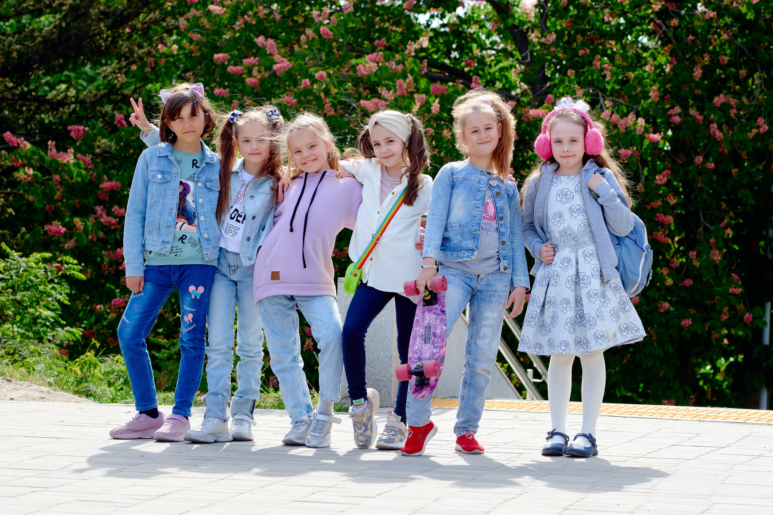 Сьемка на выпускнык альбомы на улице таганрог. Фотограф Выпускные альбомы Таганрог Сергей Коробченко