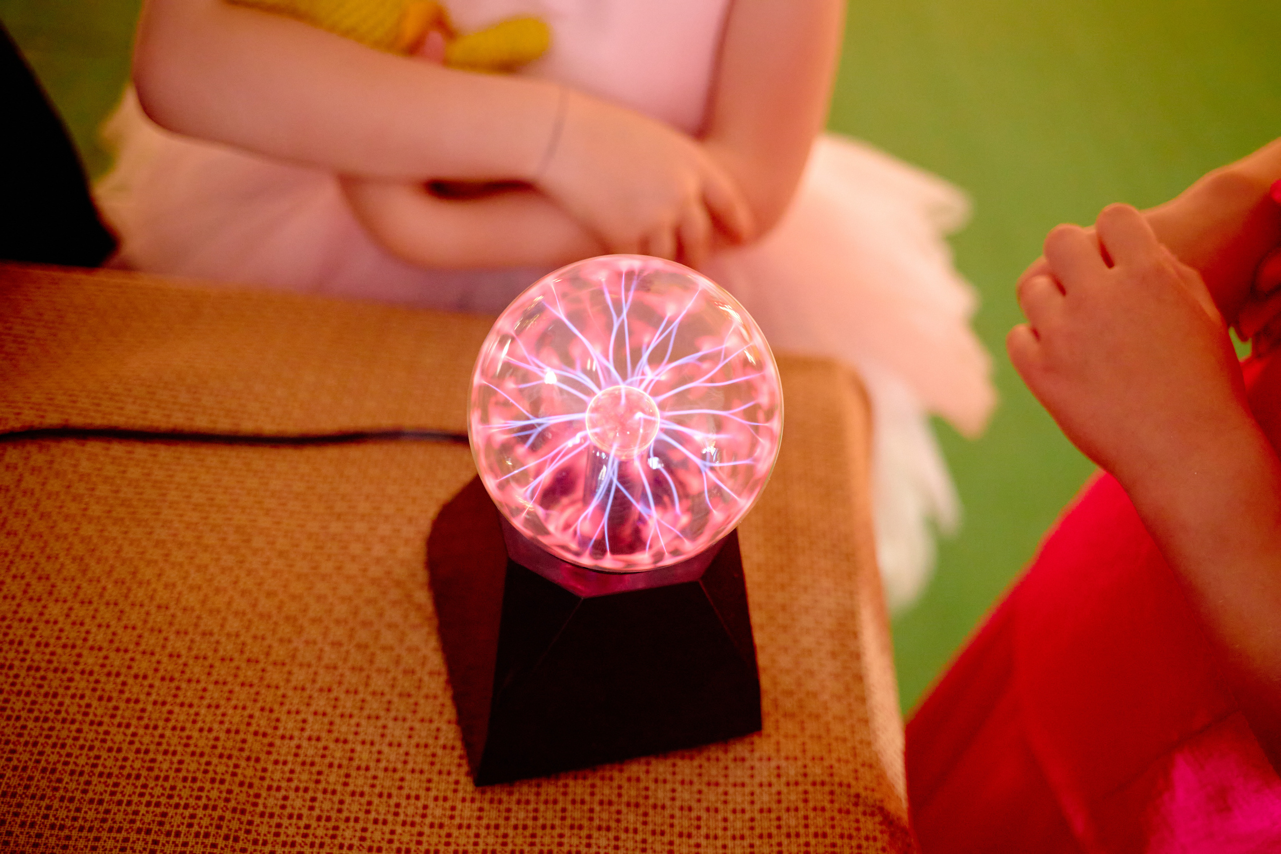 День рождения в детской комнате. Фотограф Выпускные альбомы Таганрог Сергей Коробченко