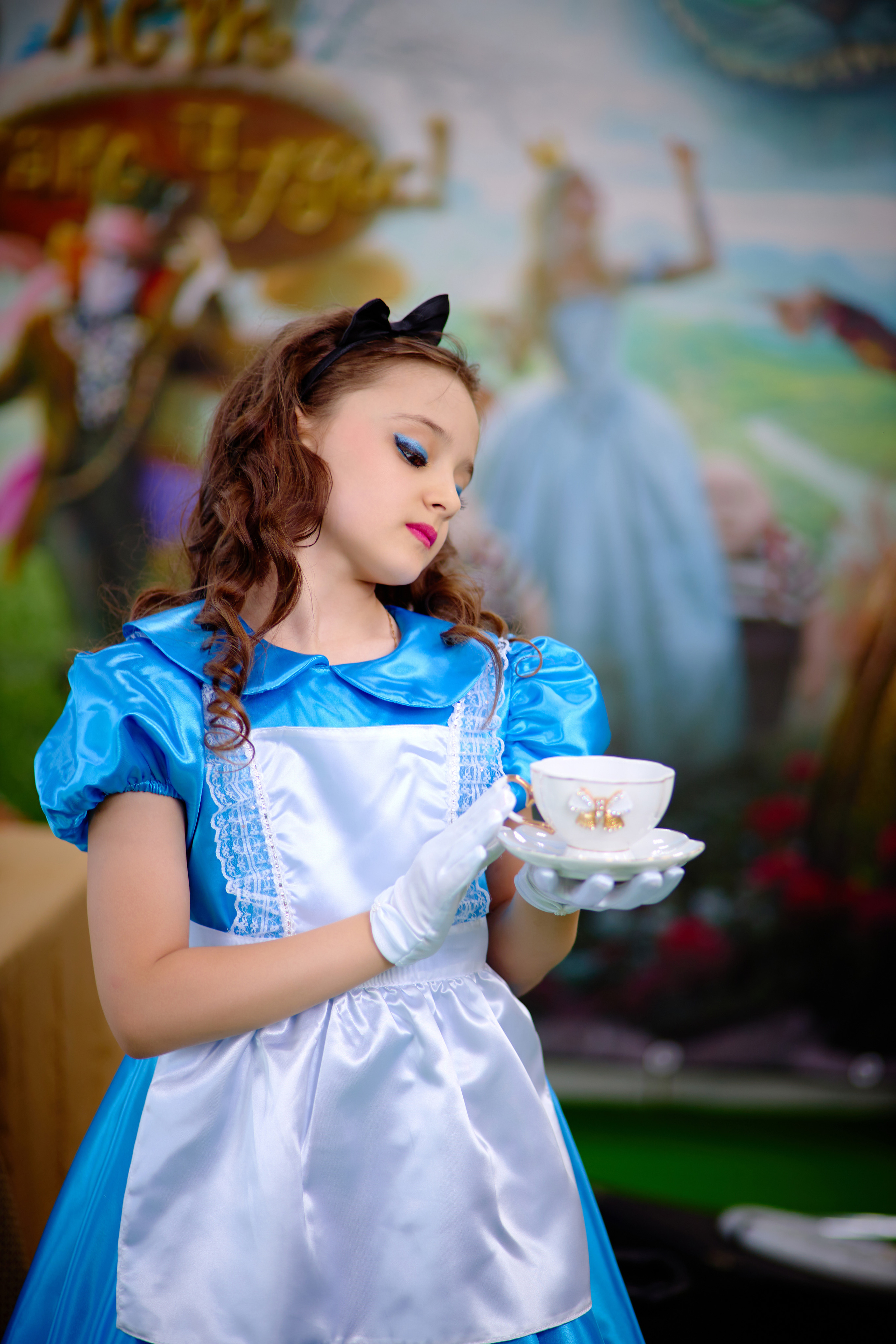 День рождения в детской комнате. Фотограф Выпускные альбомы Таганрог Сергей Коробченко