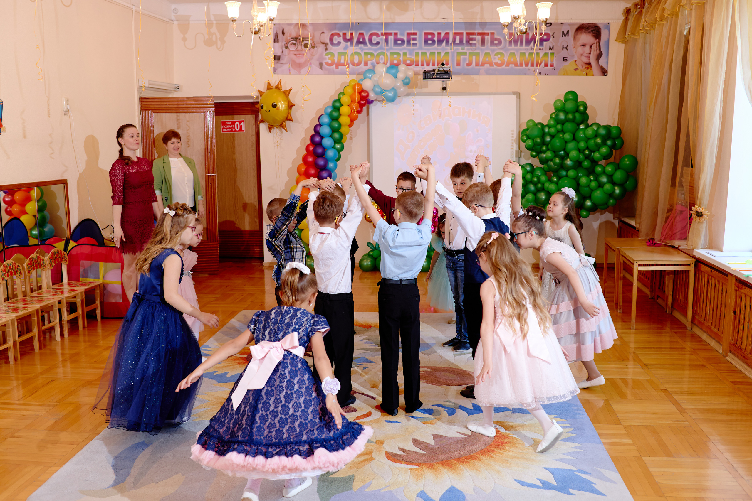 Фотограф выпускной в детском саду таганрог. Фотограф Выпускные альбомы Таганрог Сергей Коробченко