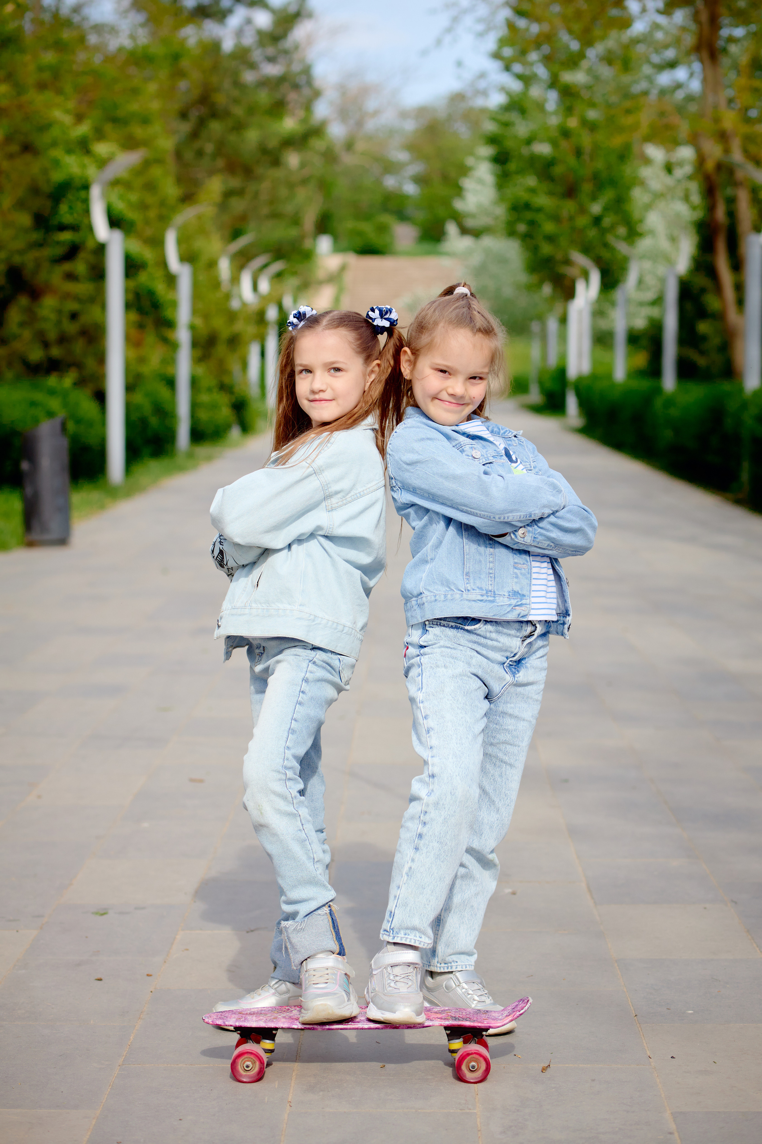 Сьемка на выпускнык альбомы на улице таганрог. Фотограф Выпускные альбомы Таганрог Сергей Коробченко