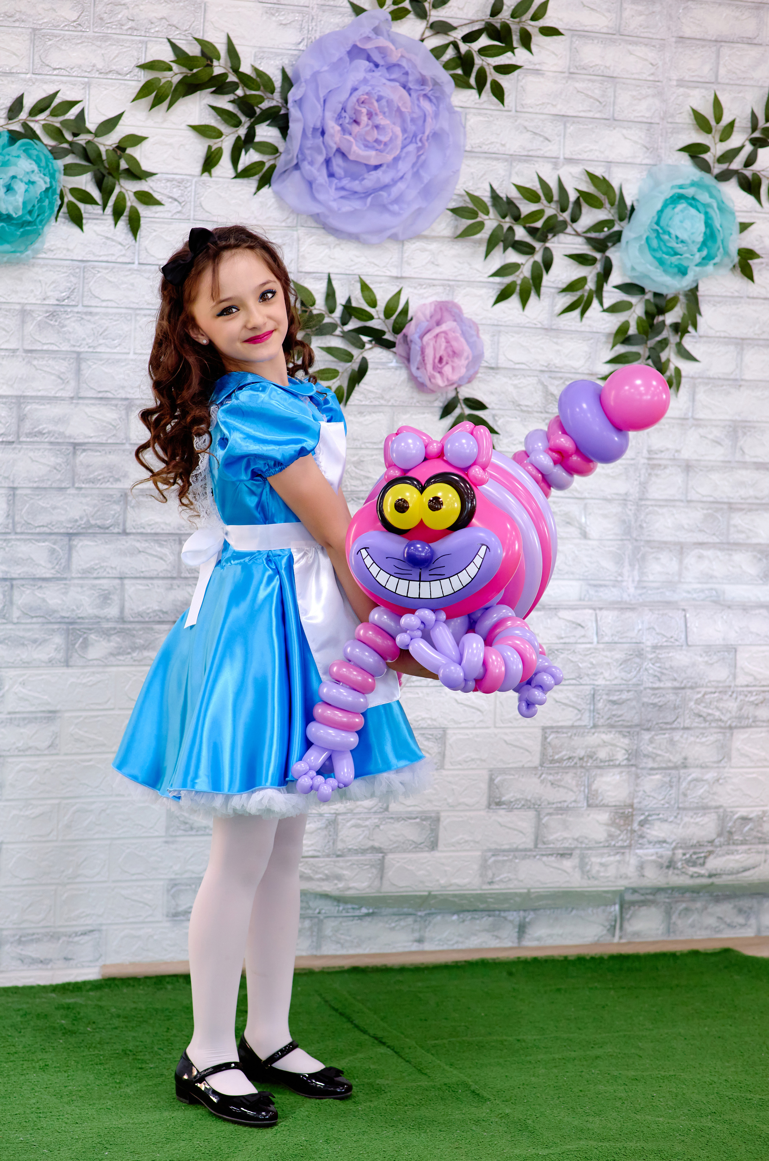 День рождения в детской комнате. Фотограф Выпускные альбомы Таганрог Сергей Коробченко