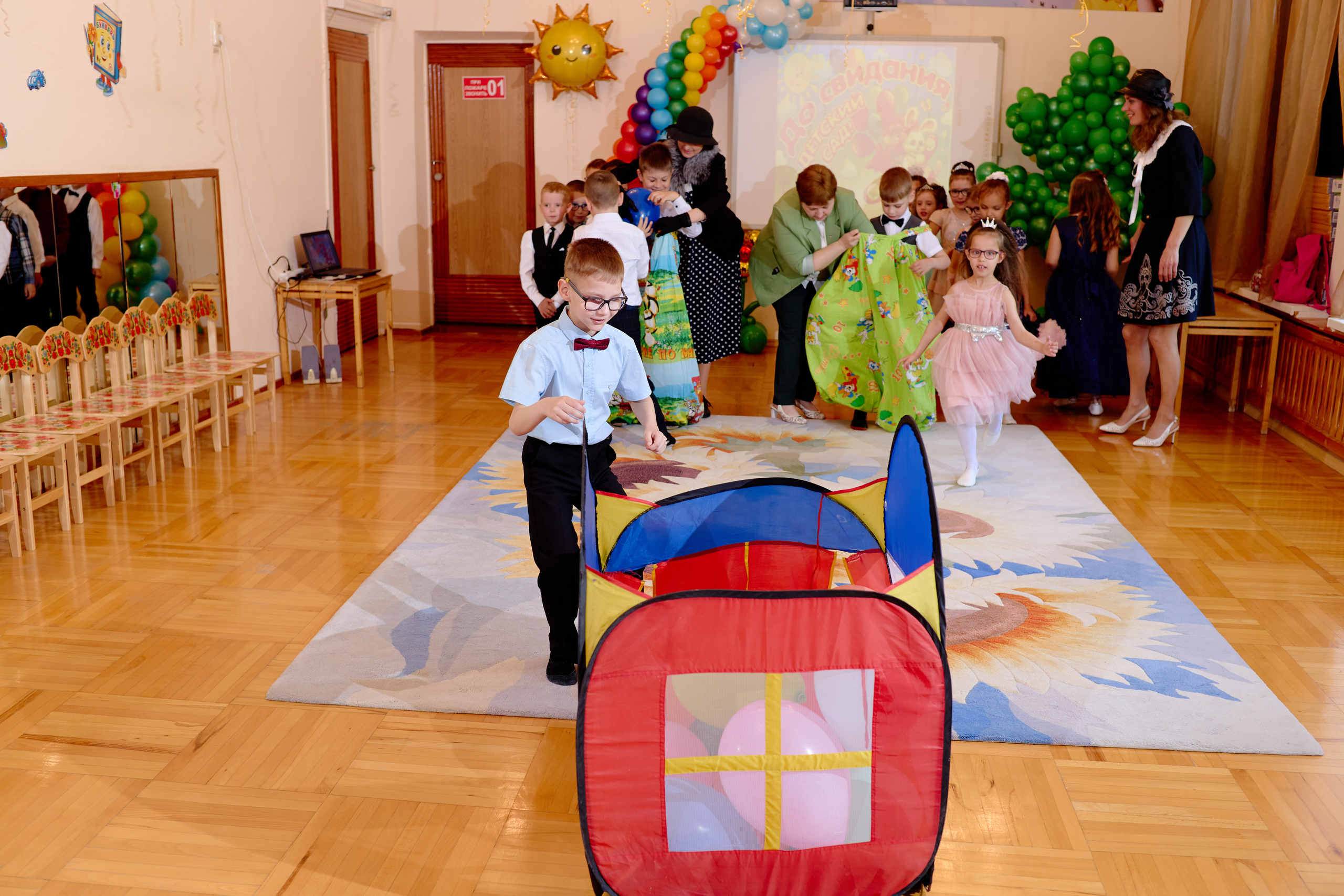 Фотограф выпускной в детском саду таганрог. Фотограф Выпускные альбомы Таганрог Сергей Коробченко
