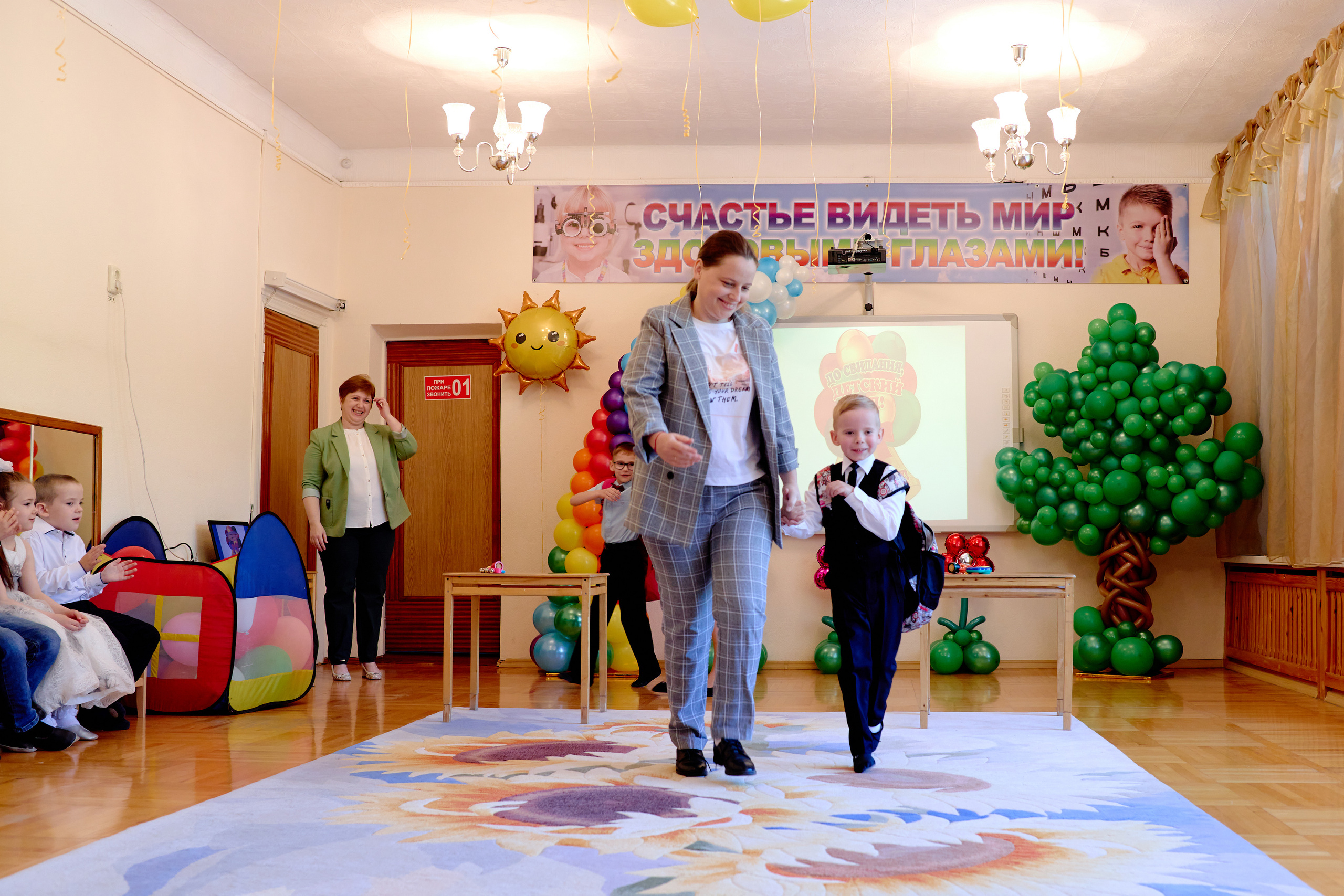 Фотограф выпускной в детском саду таганрог. Фотограф Выпускные альбомы Таганрог Сергей Коробченко