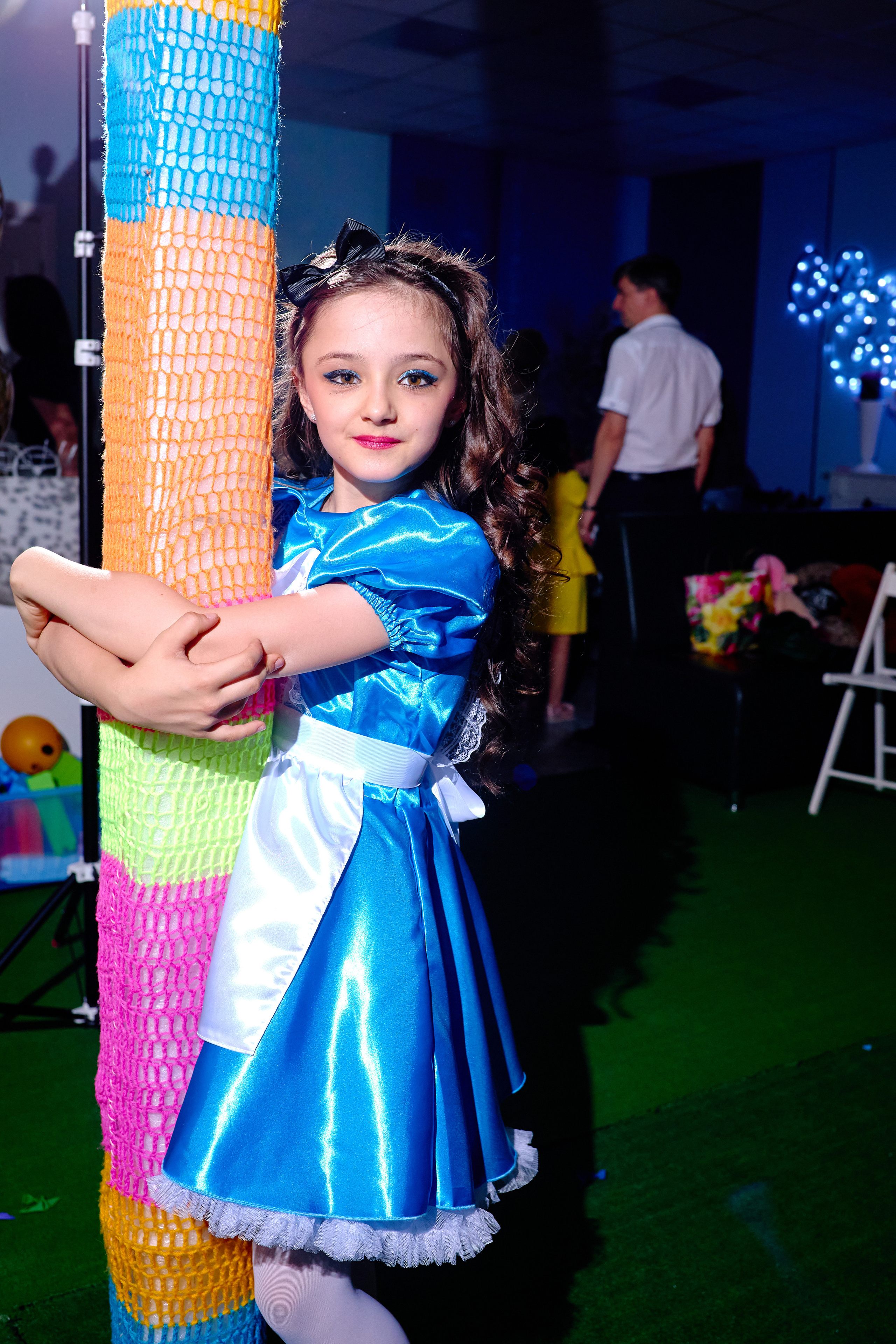 День рождения в детской комнате. Фотограф Выпускные альбомы Таганрог Сергей Коробченко