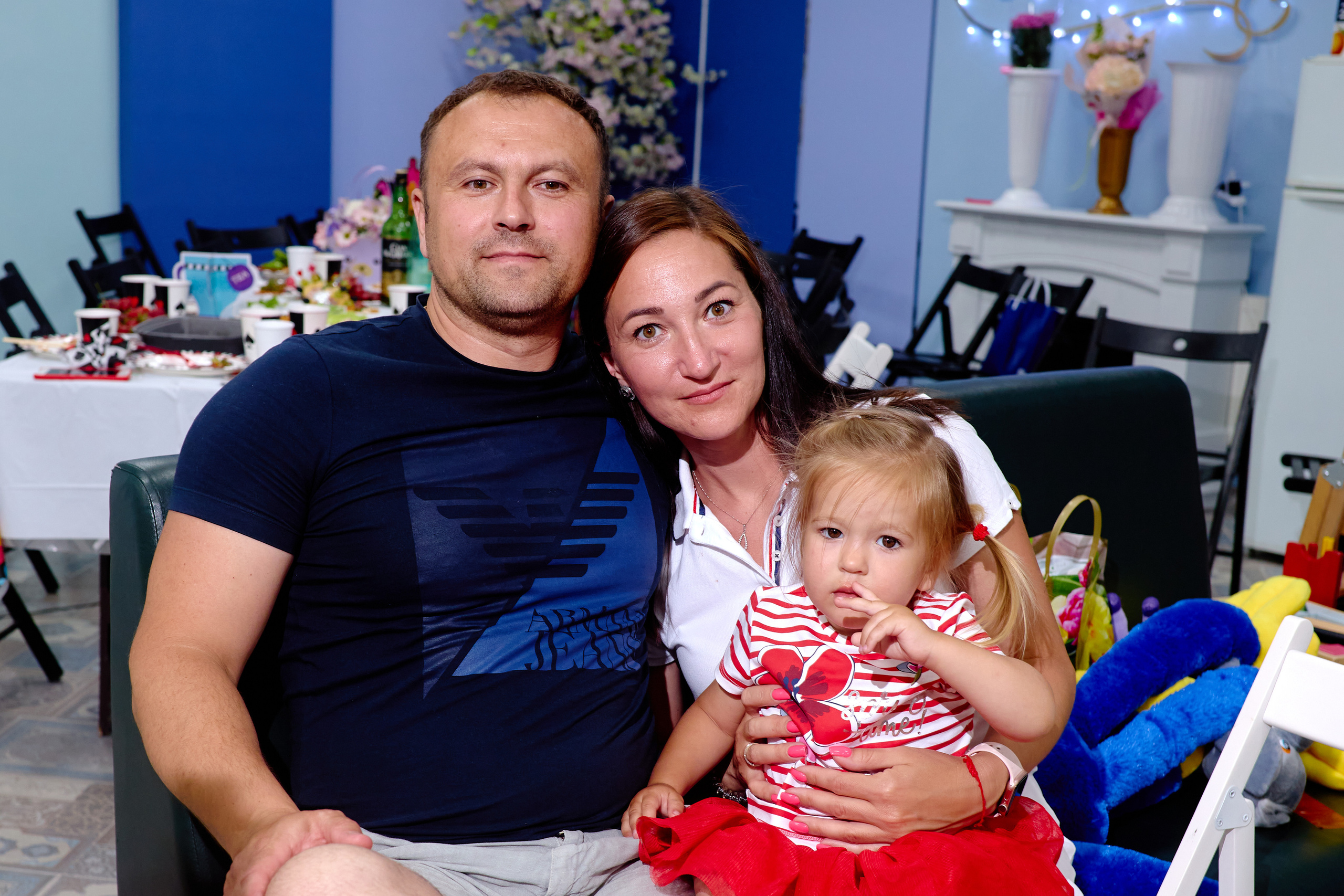 День рождения в детской комнате. Фотограф Выпускные альбомы Таганрог Сергей Коробченко