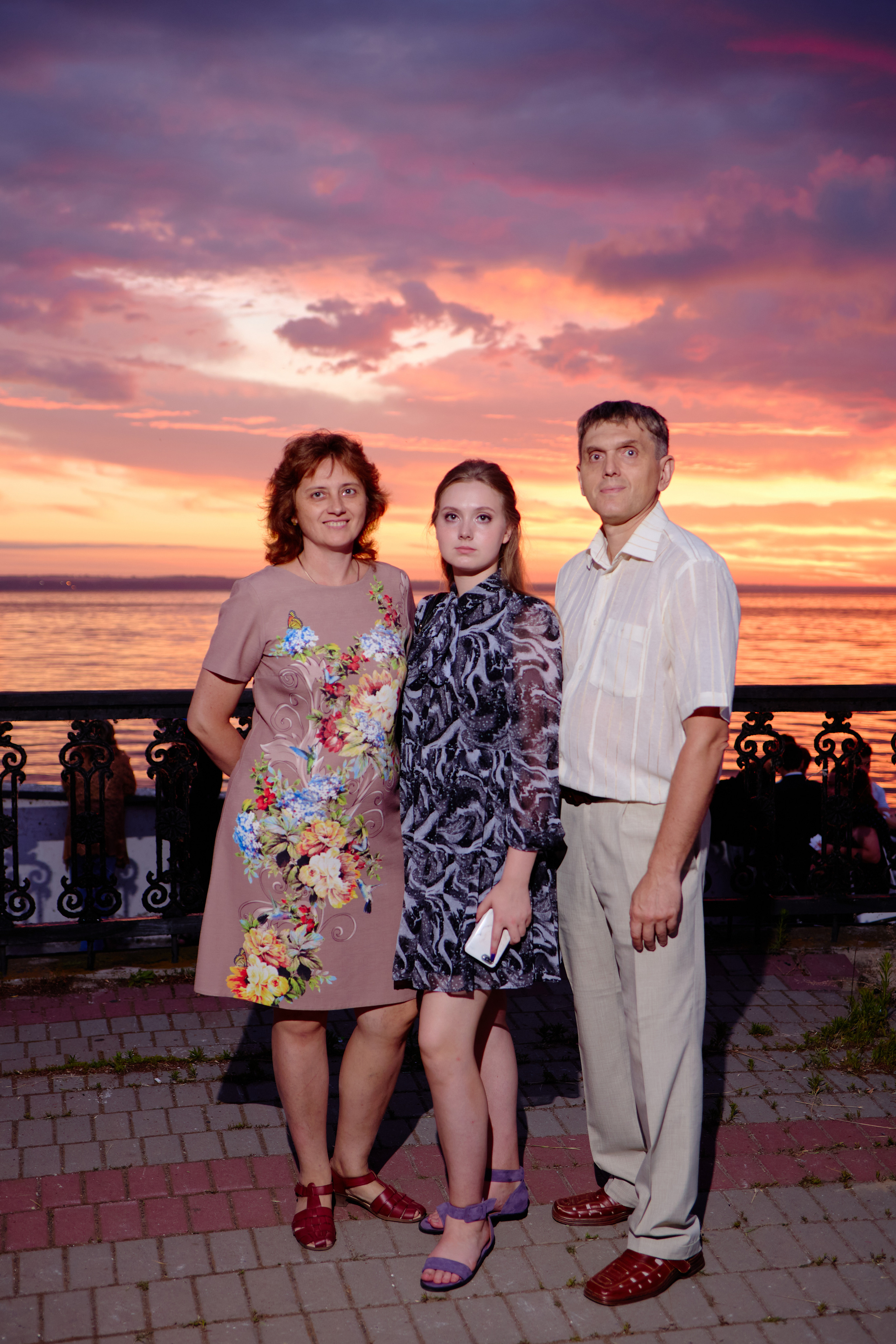 Фотограф на выпускной. Фотограф Выпускные альбомы Таганрог Сергей Коробченко