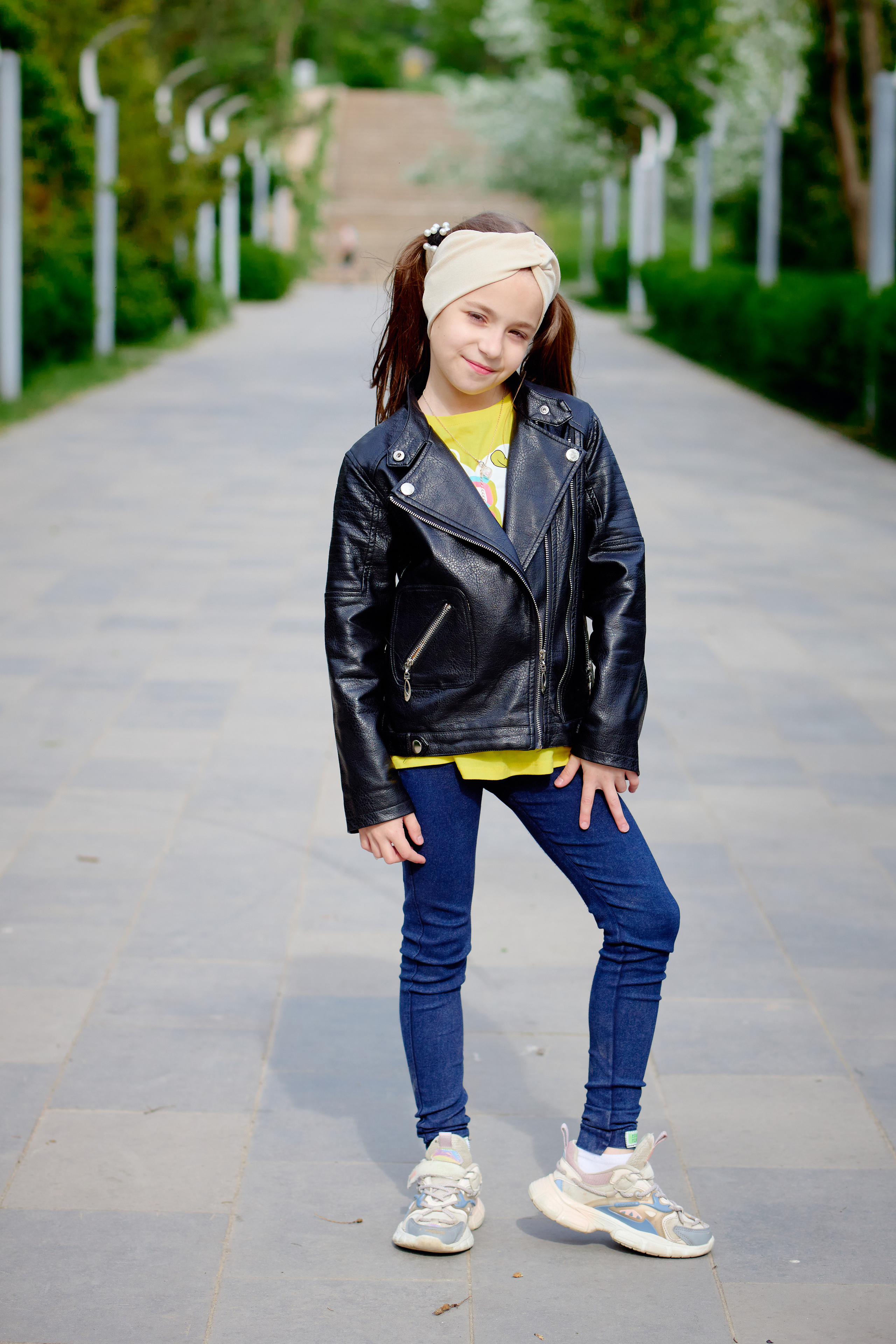 Сьемка на выпускнык альбомы на улице таганрог. Фотограф Выпускные альбомы Таганрог Сергей Коробченко