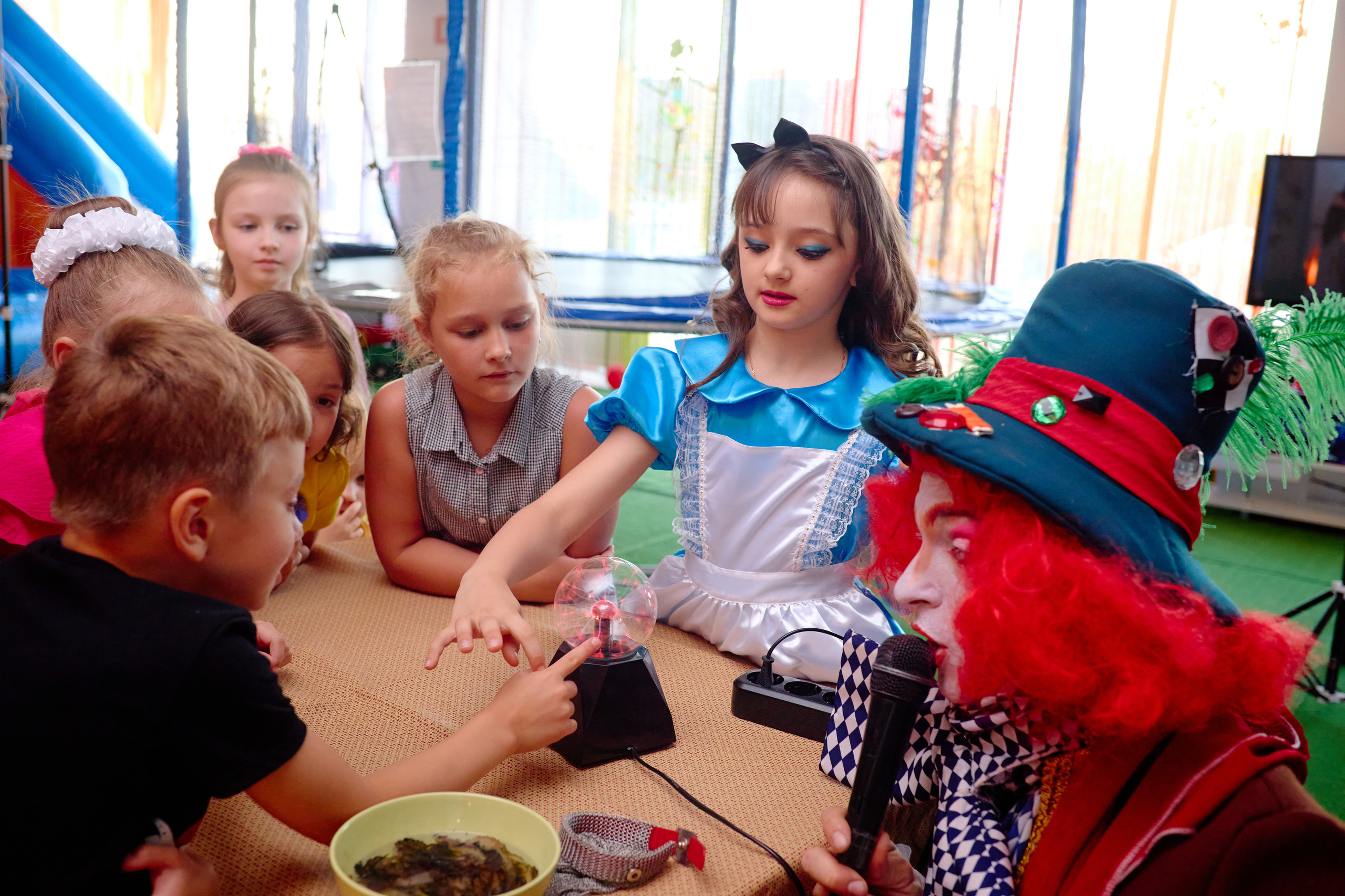 День рождения в детской комнате. Фотограф Выпускные альбомы Таганрог Сергей Коробченко