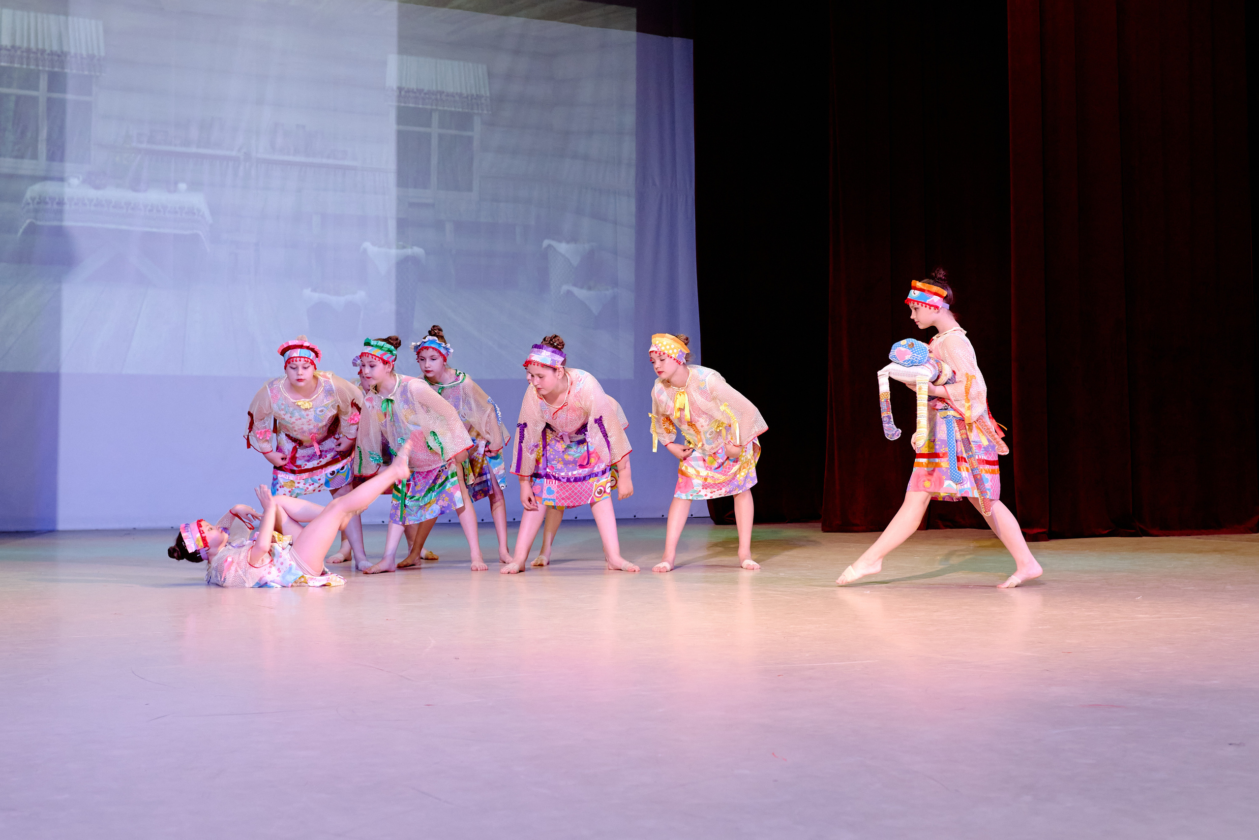 Аврора. Фотограф Выпускные альбомы Таганрог Сергей Коробченко