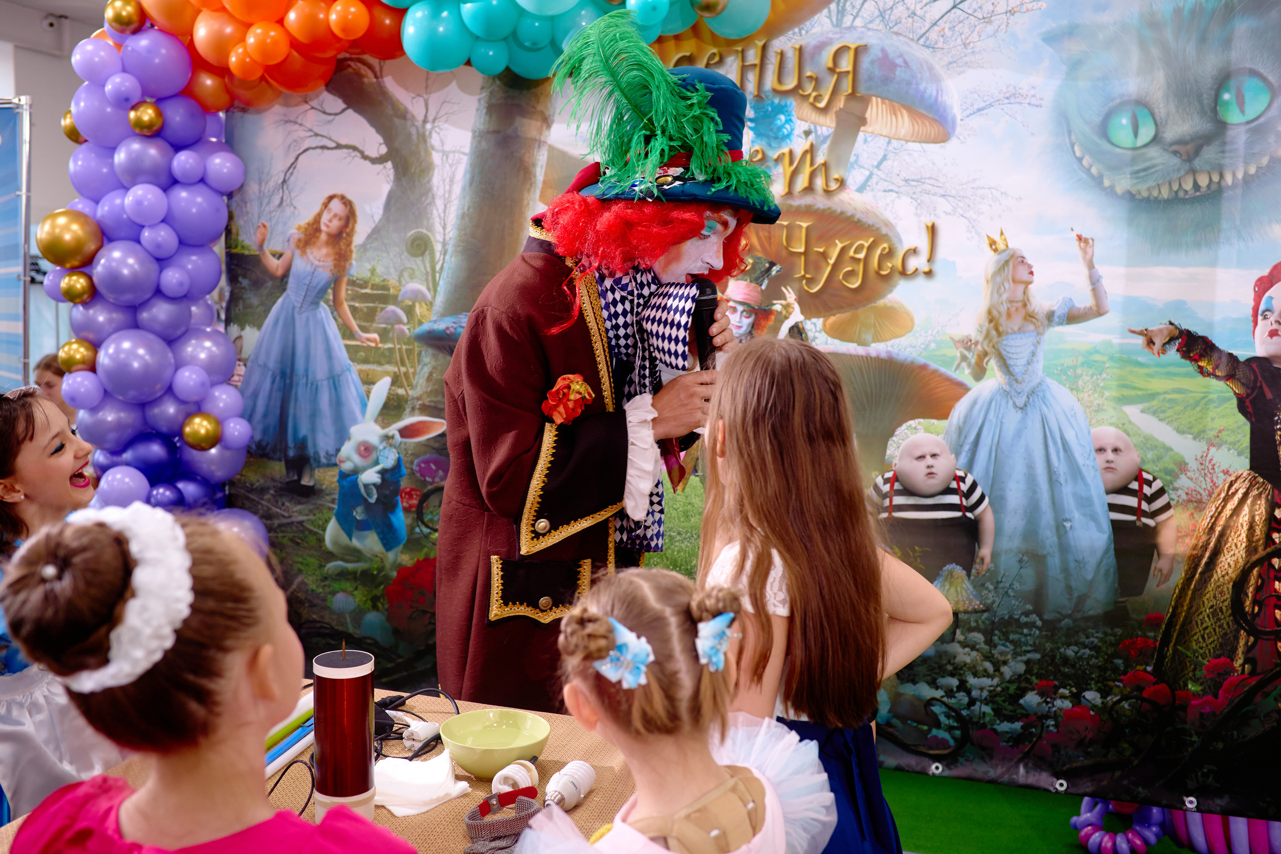 День рождения в детской комнате. Фотограф Выпускные альбомы Таганрог Сергей Коробченко