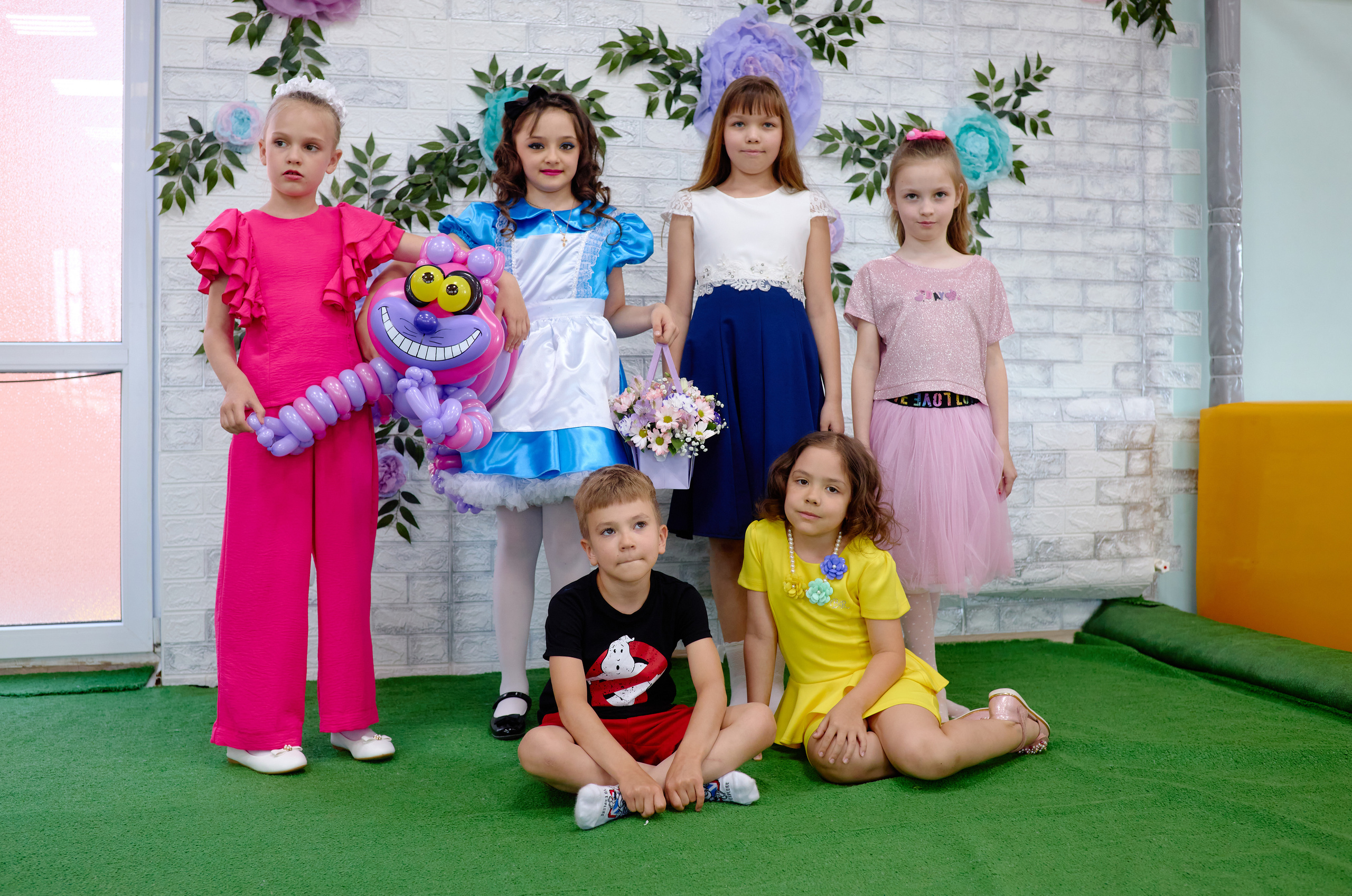 День рождения в детской комнате. Фотограф Выпускные альбомы Таганрог Сергей Коробченко