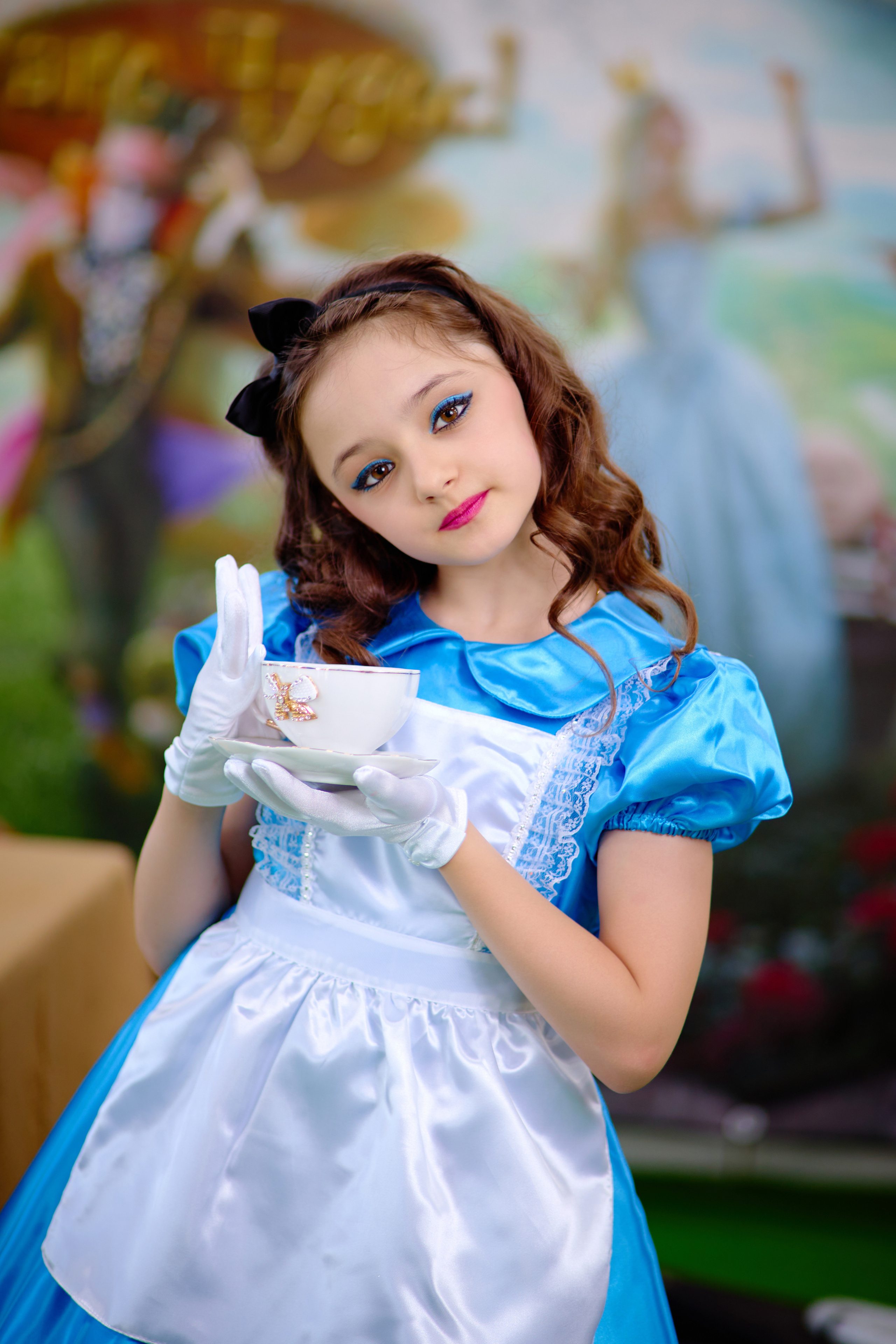 День рождения в детской комнате. Фотограф Выпускные альбомы Таганрог Сергей Коробченко