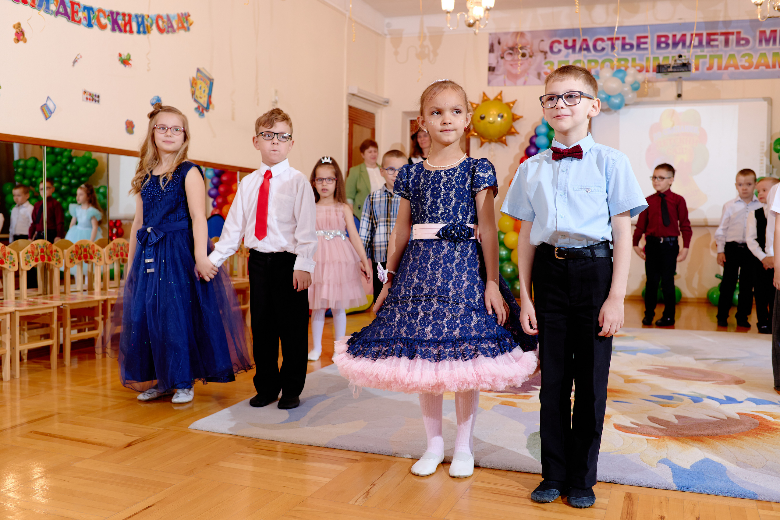 Фотограф выпускной в детском саду таганрог. Фотограф Выпускные альбомы Таганрог Сергей Коробченко