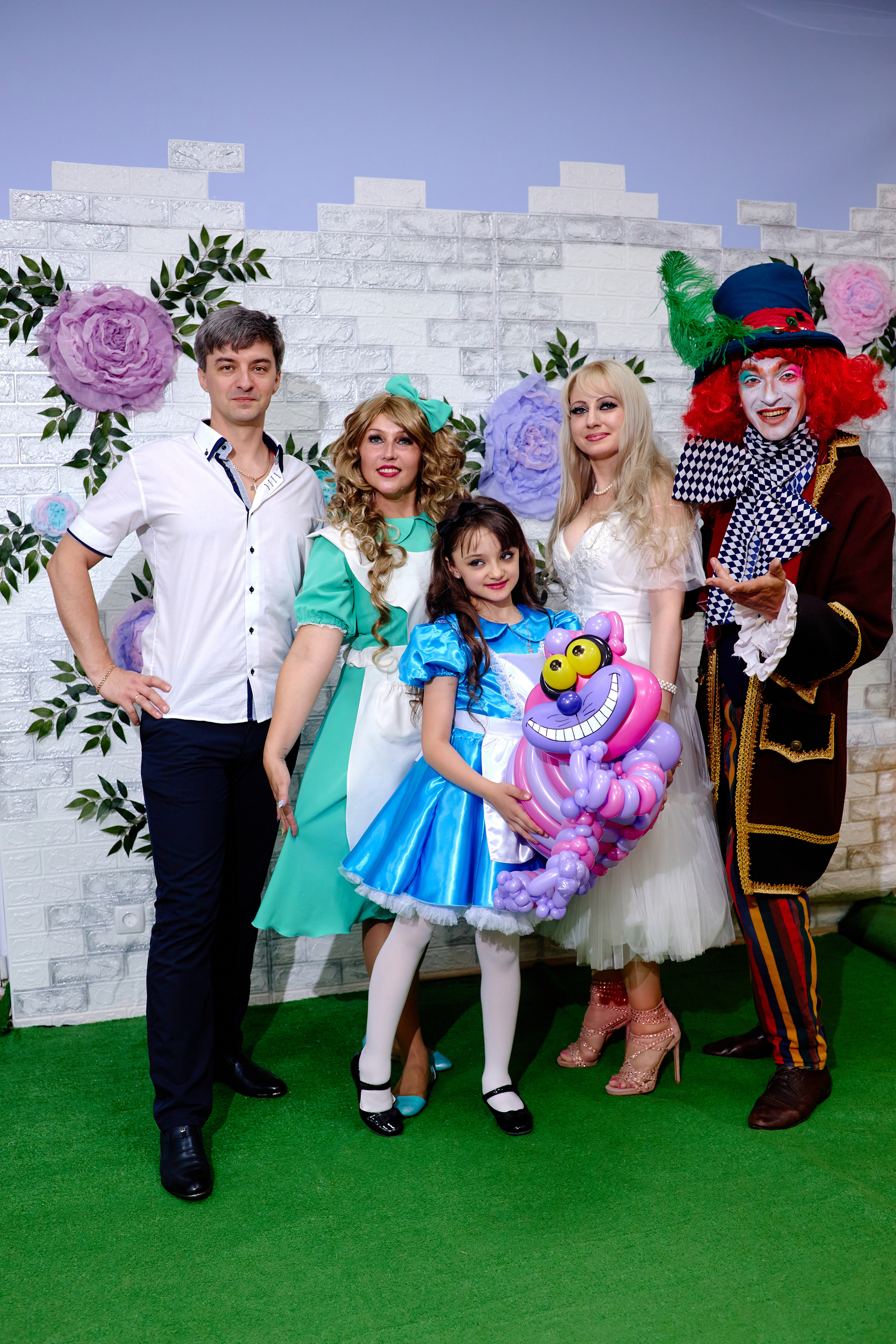 День рождения в детской комнате. Фотограф Выпускные альбомы Таганрог Сергей Коробченко