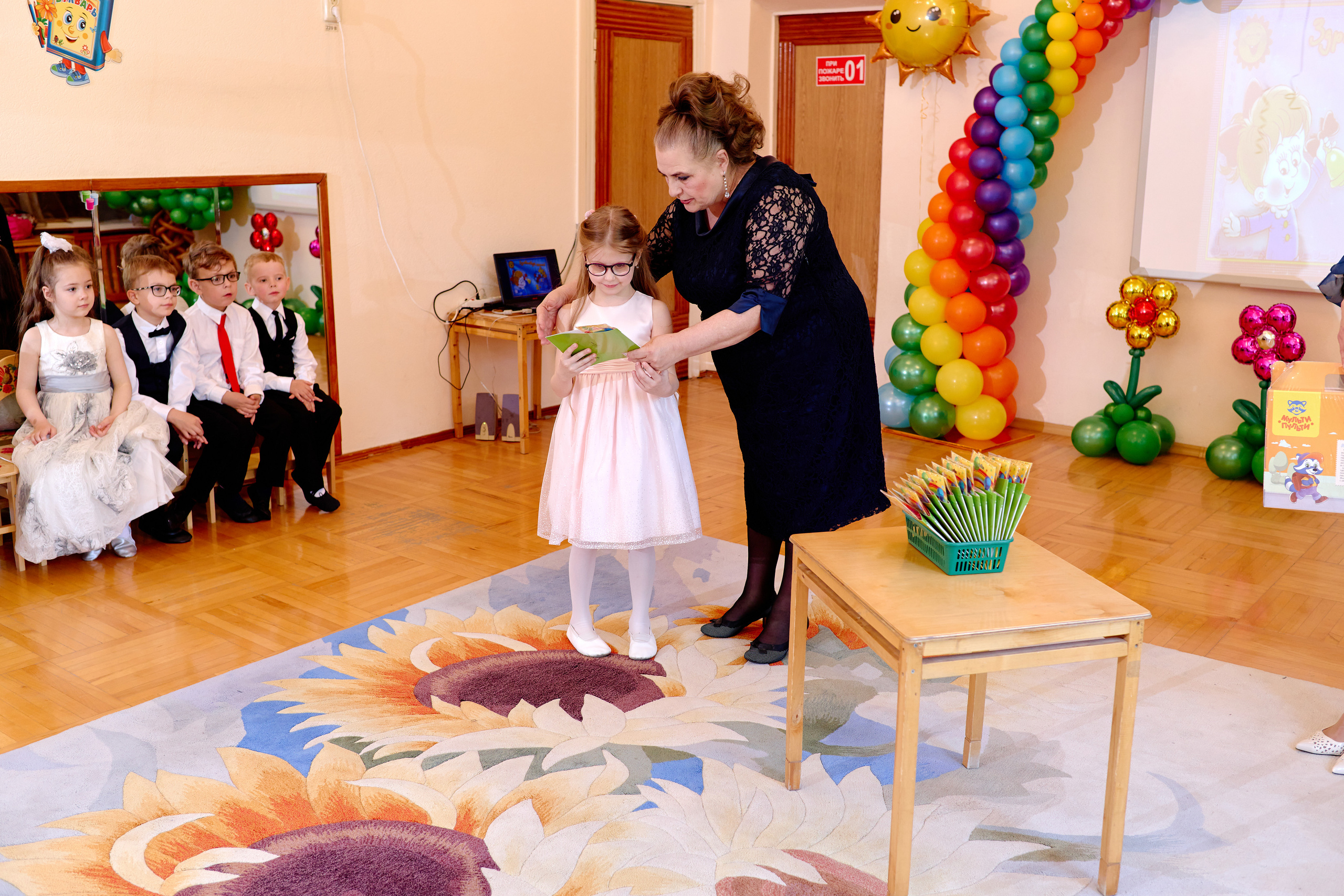 Фотограф выпускной в детском саду таганрог. Фотограф Выпускные альбомы Таганрог Сергей Коробченко