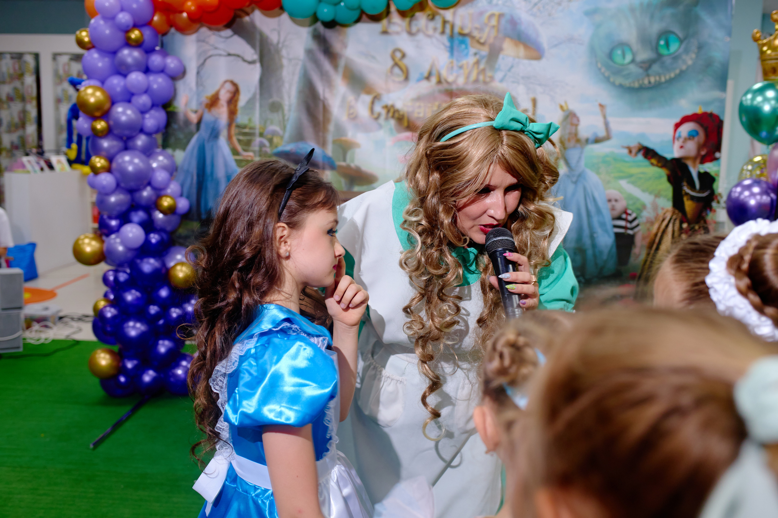 День рождения в детской комнате. Фотограф Выпускные альбомы Таганрог Сергей Коробченко