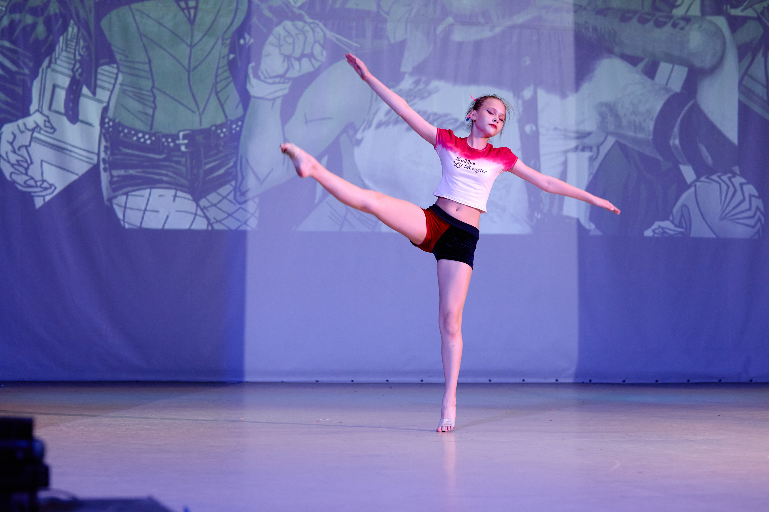 Аврора. Фотограф Выпускные альбомы Таганрог Сергей Коробченко