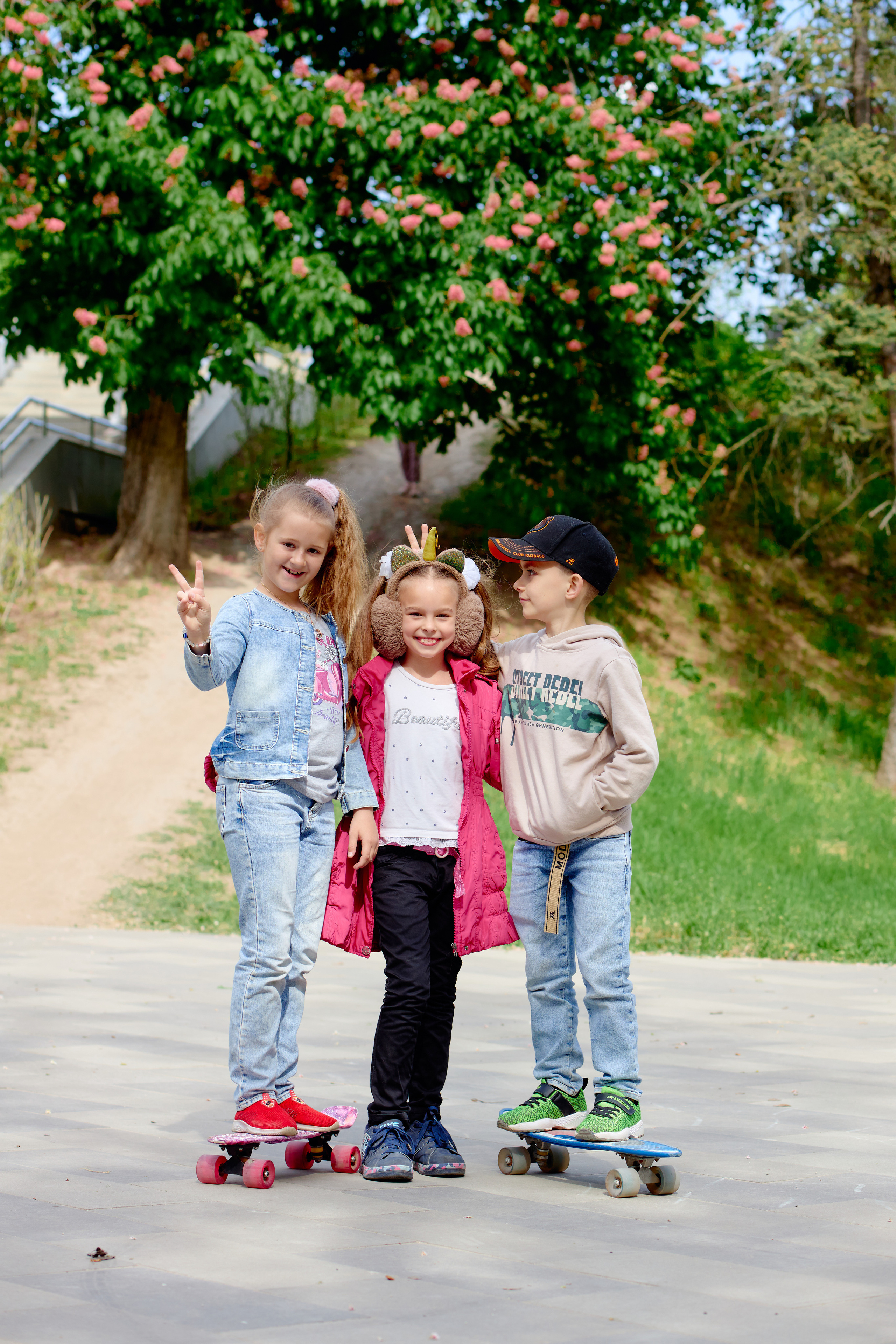 Сьемка на выпускнык альбомы на улице таганрог. Фотограф Выпускные альбомы Таганрог Сергей Коробченко