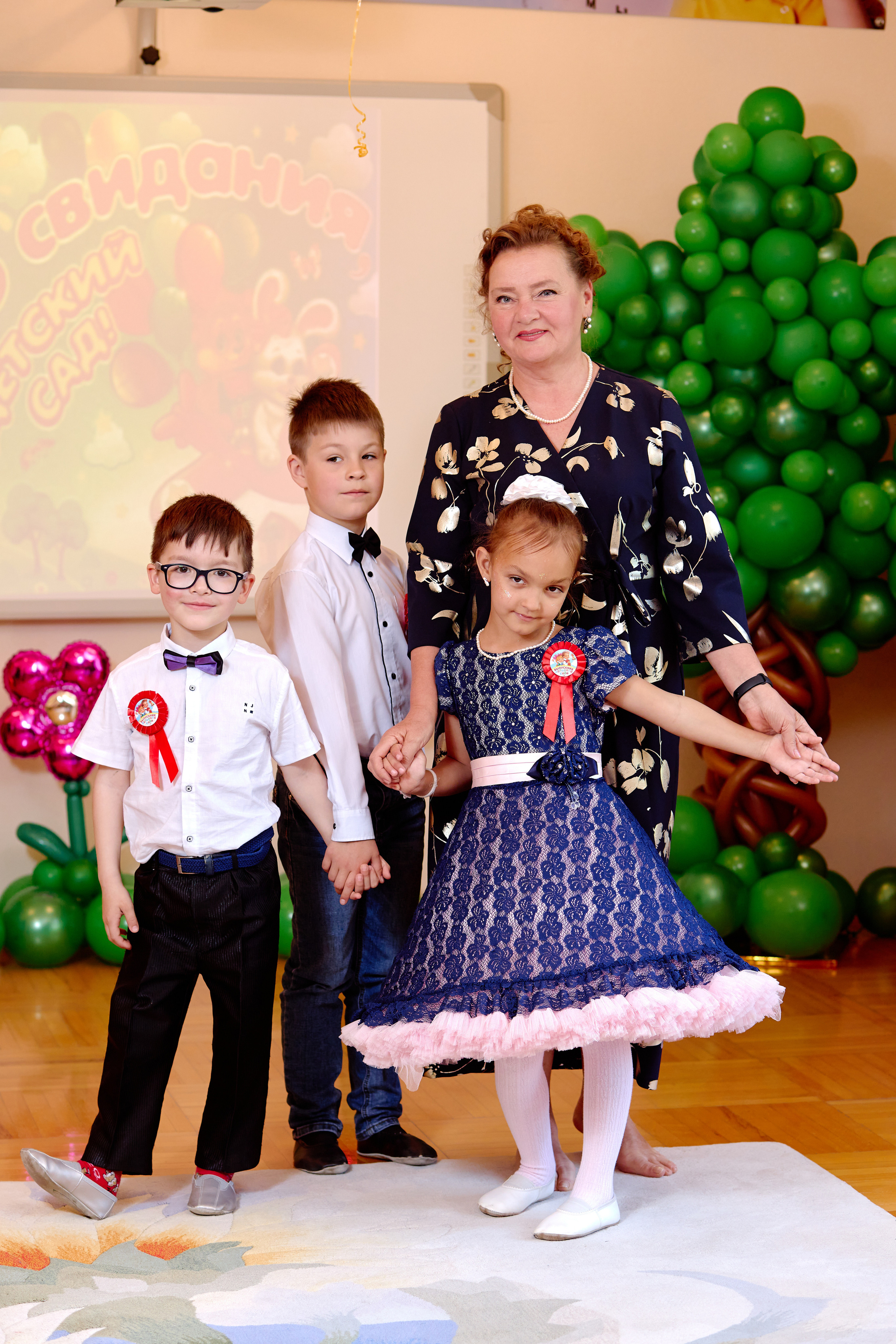 Фотограф выпускной в детском саду таганрог. Фотограф Выпускные альбомы Таганрог Сергей Коробченко