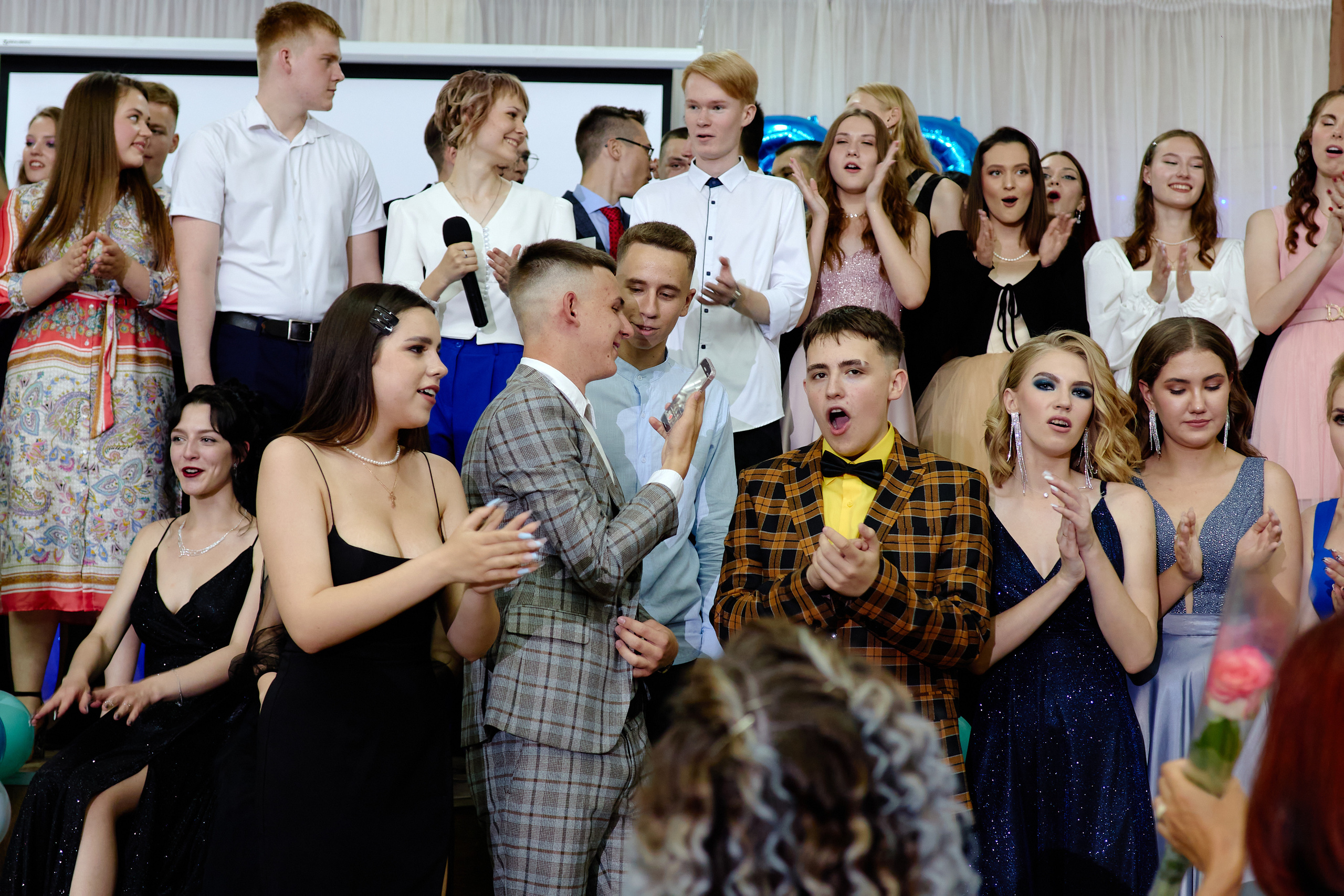 Фотограф на выпускной. Фотограф Выпускные альбомы Таганрог Сергей Коробченко