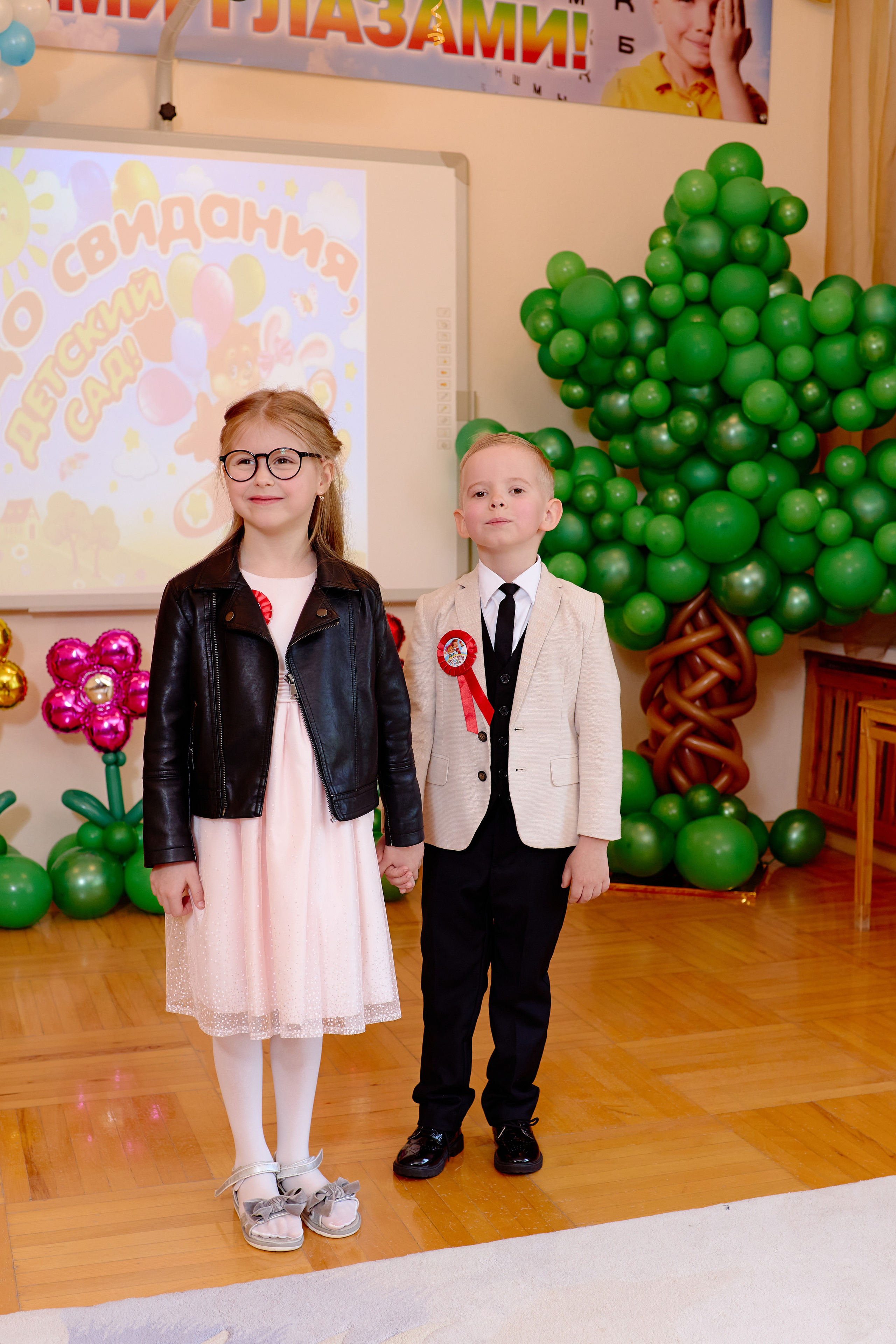 Фотограф выпускной в детском саду таганрог. Фотограф Выпускные альбомы Таганрог Сергей Коробченко