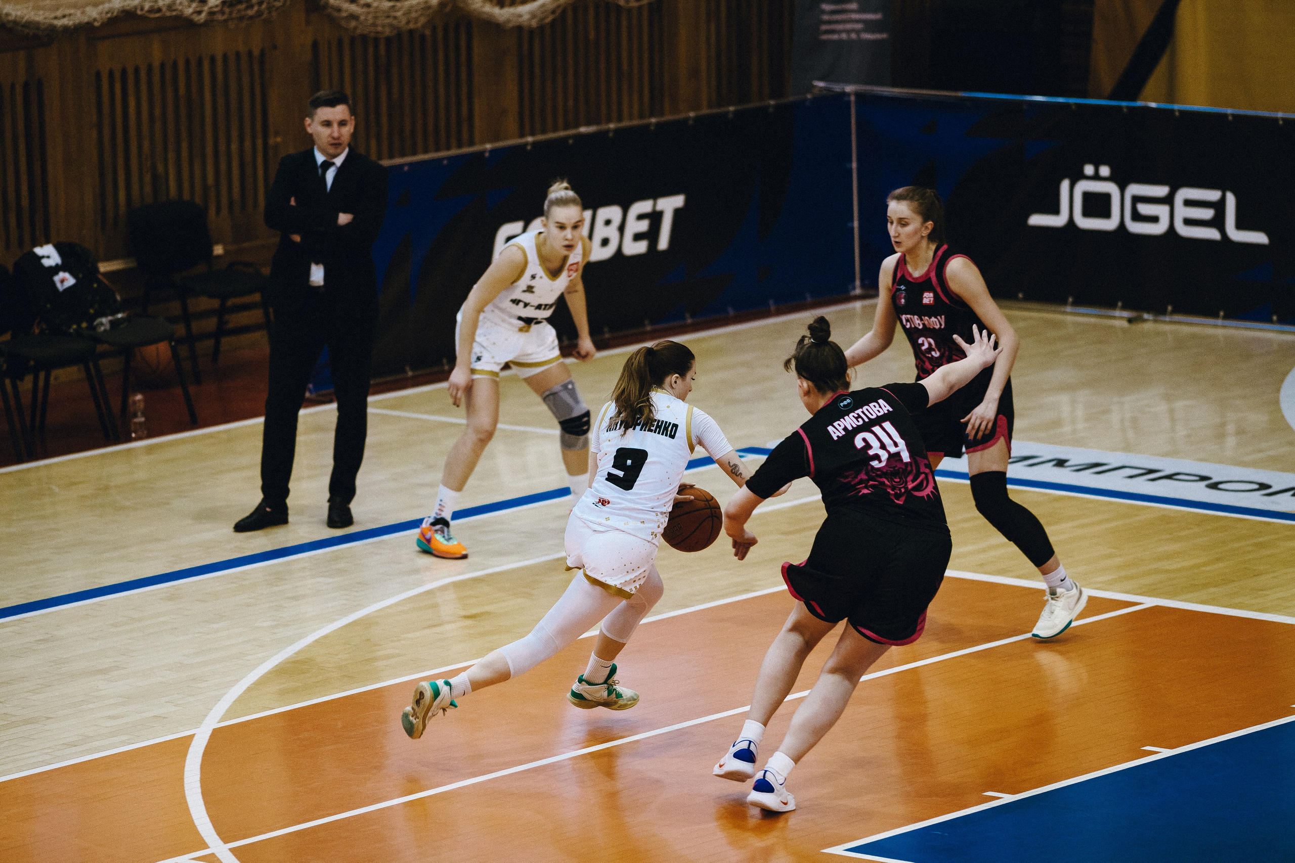 ЧГУ-Атланта — Ростов-ЮФУ / 2 игра. Фотография