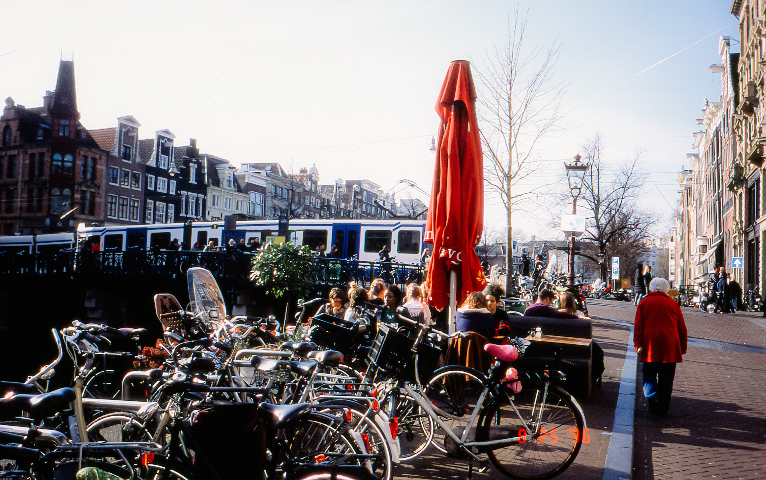 Amsterdam slide. Iraogo