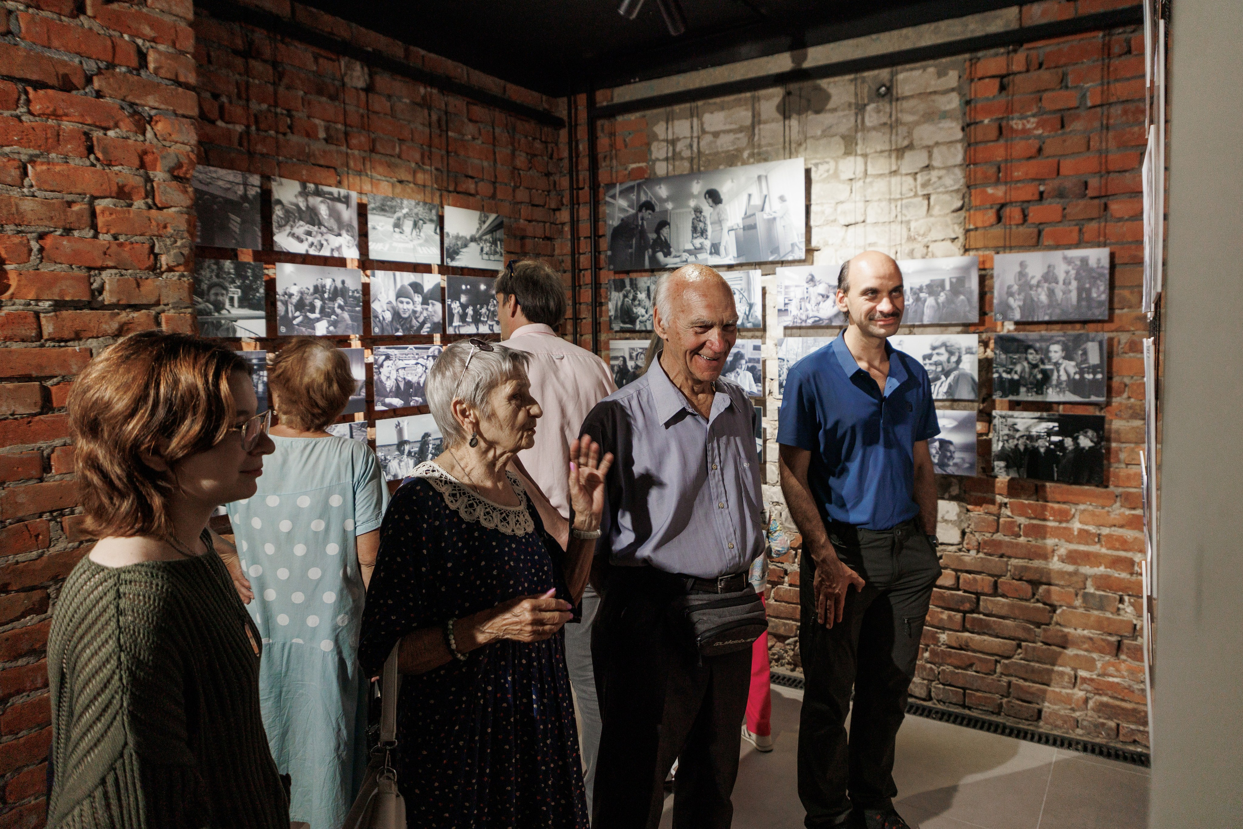 «Выксунский альбом» и «Вновь». Фотограф городских и семейных событий Артем Карпухин