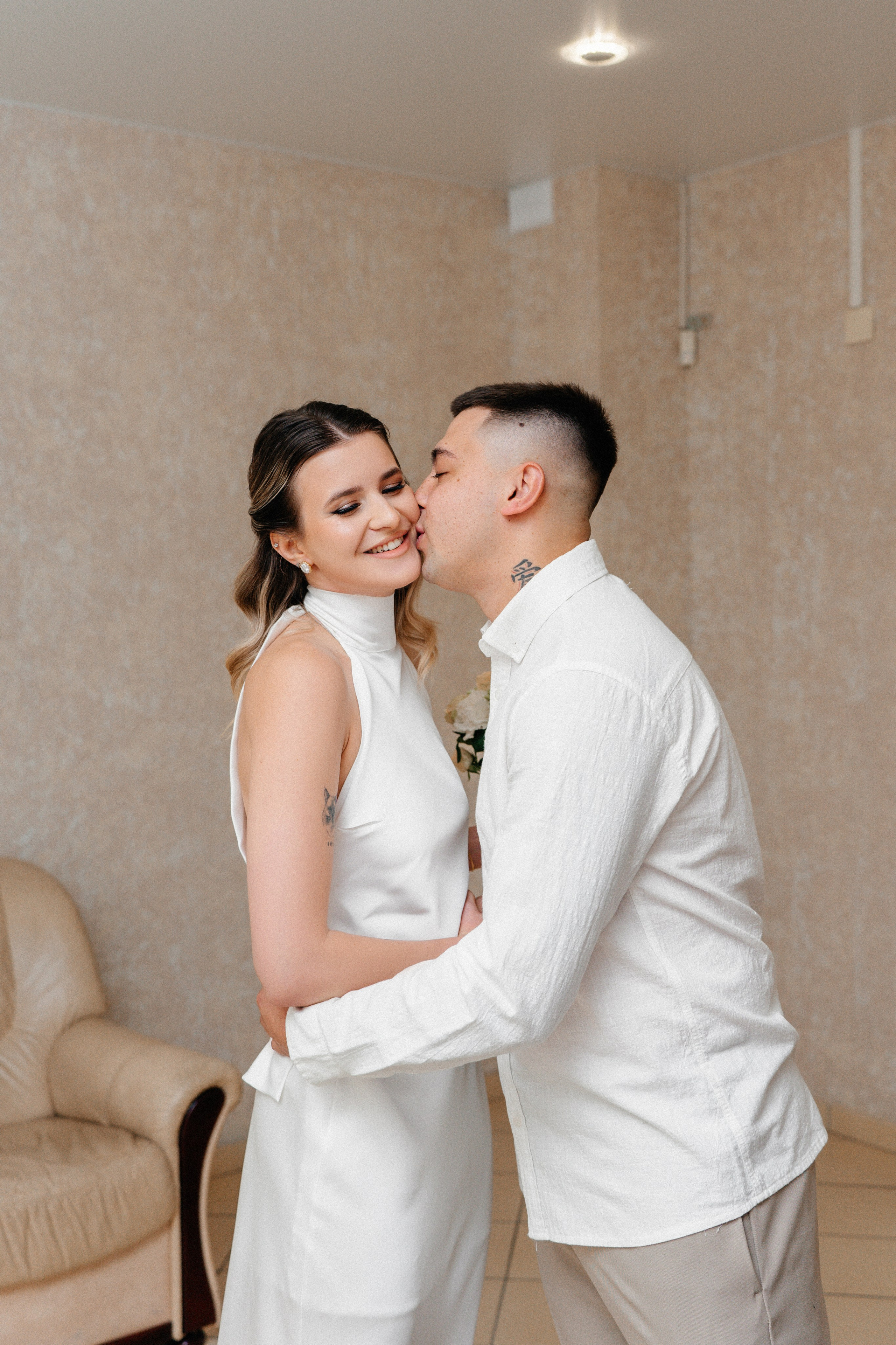 ЗАГС Октябрьского района (малый зал). Ваш семейный фотограф в Минске — Вика Трегубова