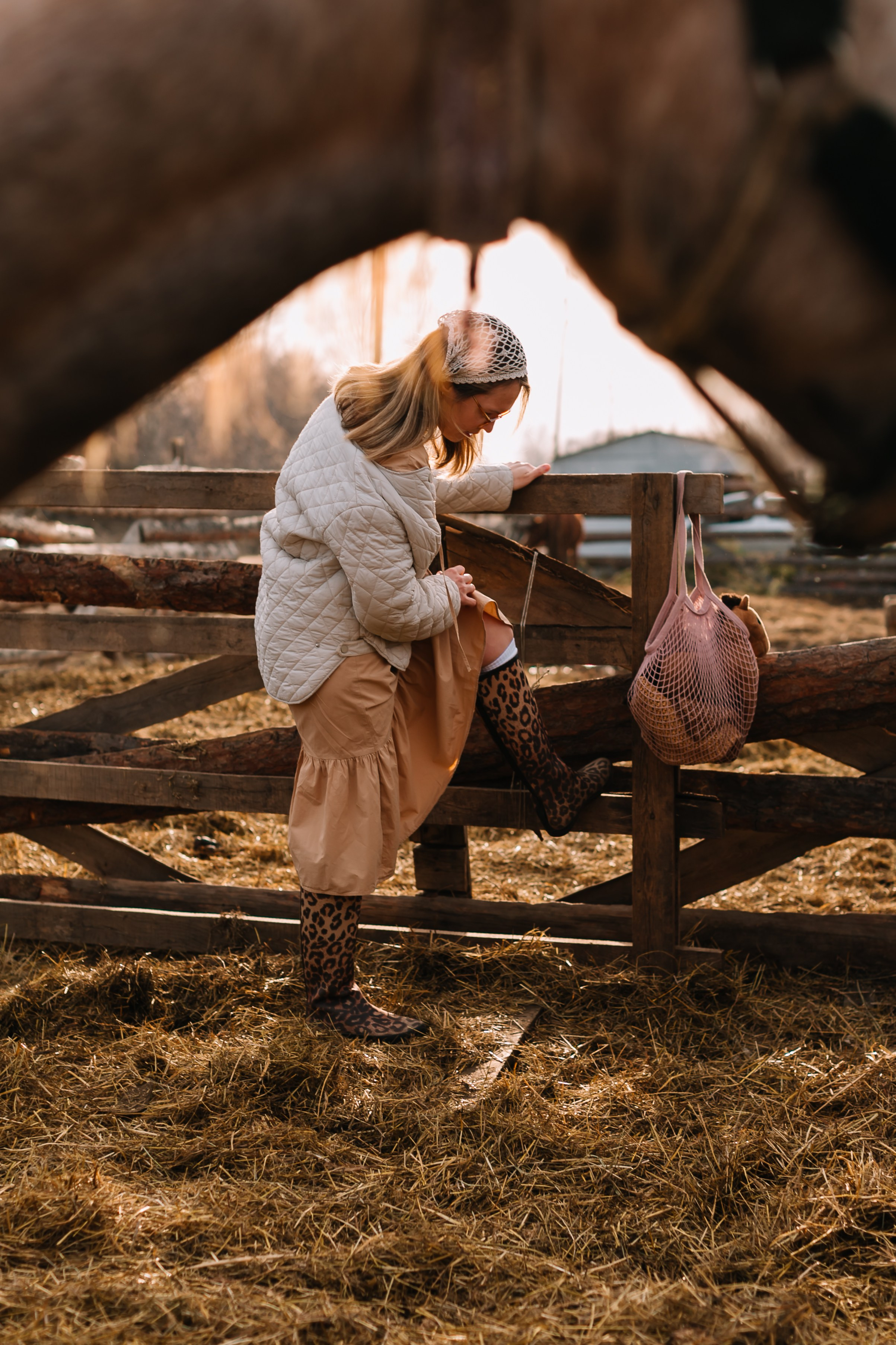 алёна малахова фотограф новосибирск семейный детский домашняя фотосессия в новосибирске день рождения репортажная съёмка фотосессия с лошадьми на конюшне деревня алтай  на природе фотосессия в детском саду мама и сын предложение руки и сердца идея  помолвка фотосессия берег закат детский день рождения годик торт аниматор лофт игровая продолжение следует prodoljenie_sleduet_  корпоратив тимбилдинг первоклашка линейка  контент  бизнес портрет