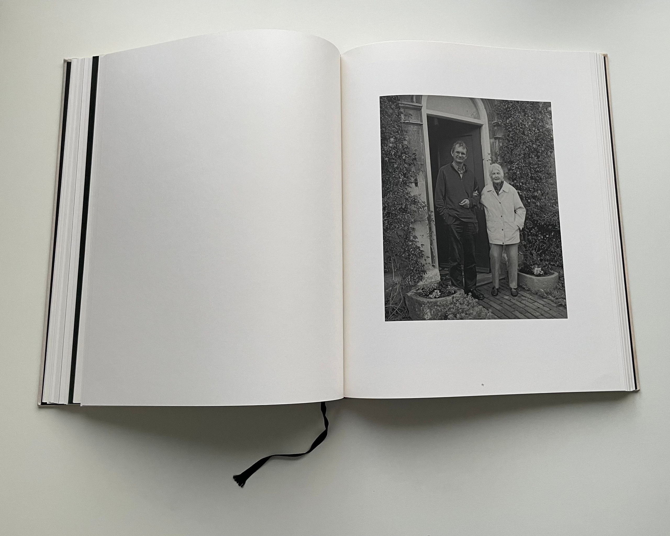 Фотокнижная библиотека Елизаветы Веприцкой. Фотограф и исследователь фотографии из Санкт-Петербурга Елизавета Веприцкая