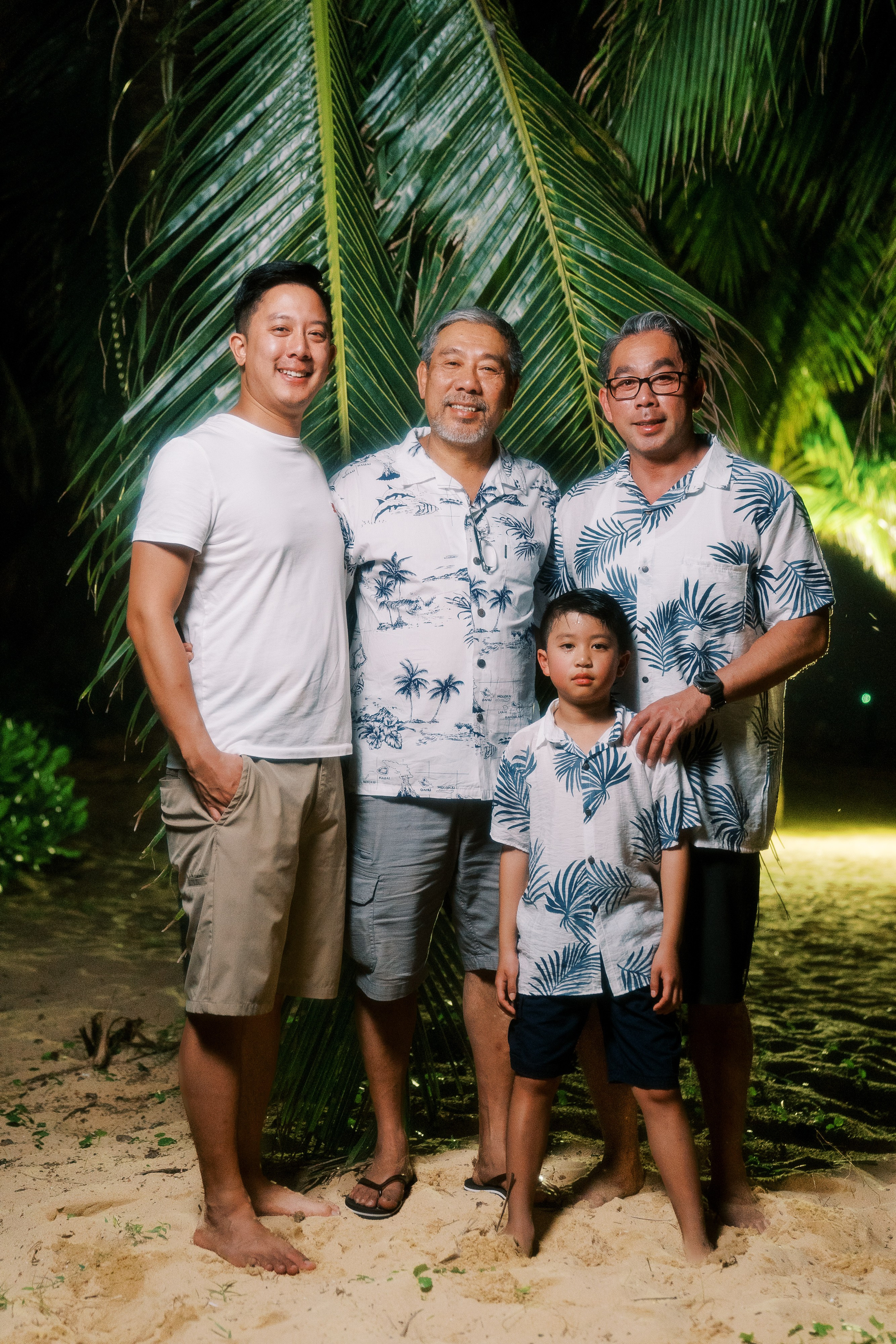 Sunset photo shoot. PhuQuoc photographer — Phu Quoc wedding photographer