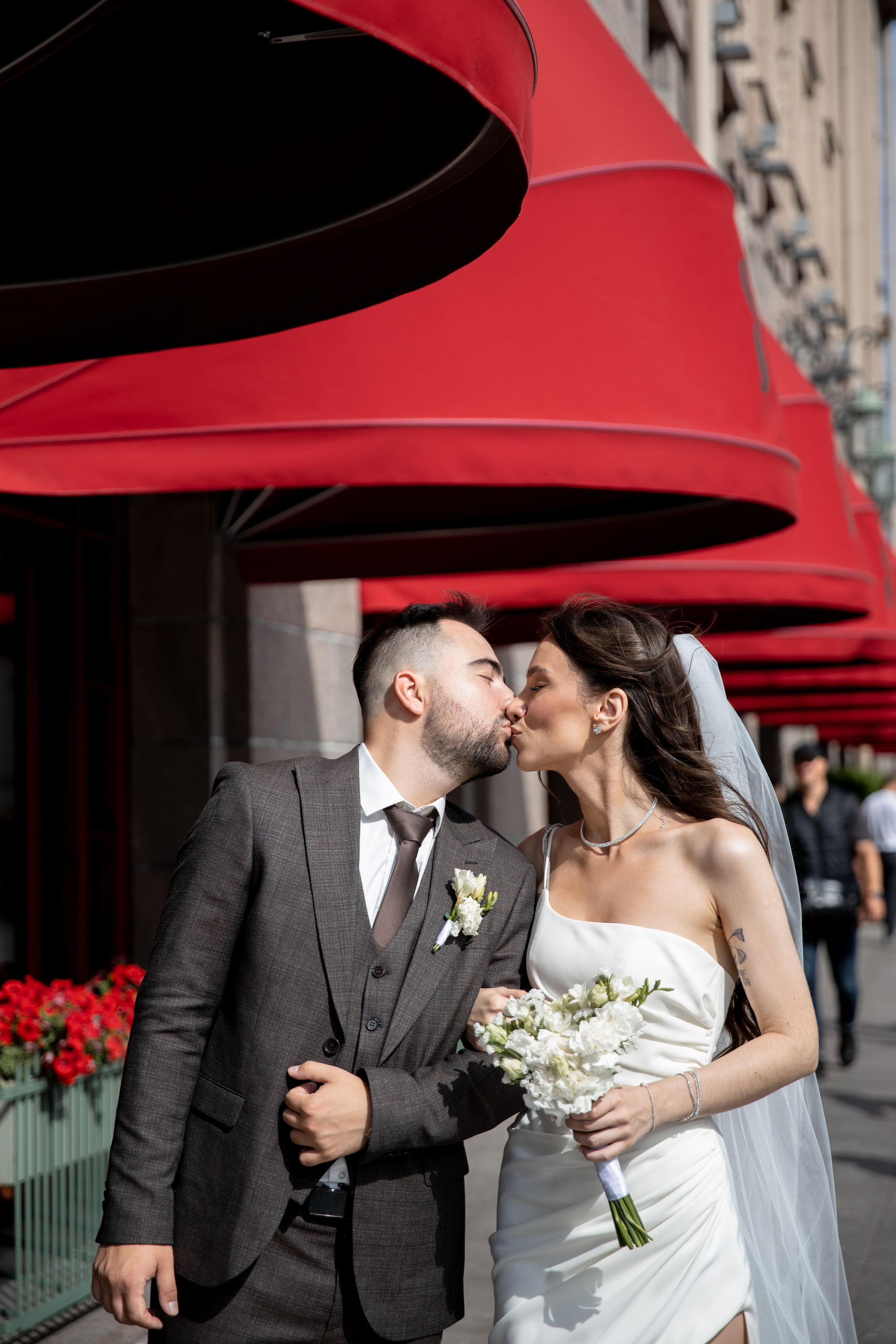 Анна и Александр / Прогулка + ЗАГС. Свадебный и семейный фотограф в Москве Диана Левченко