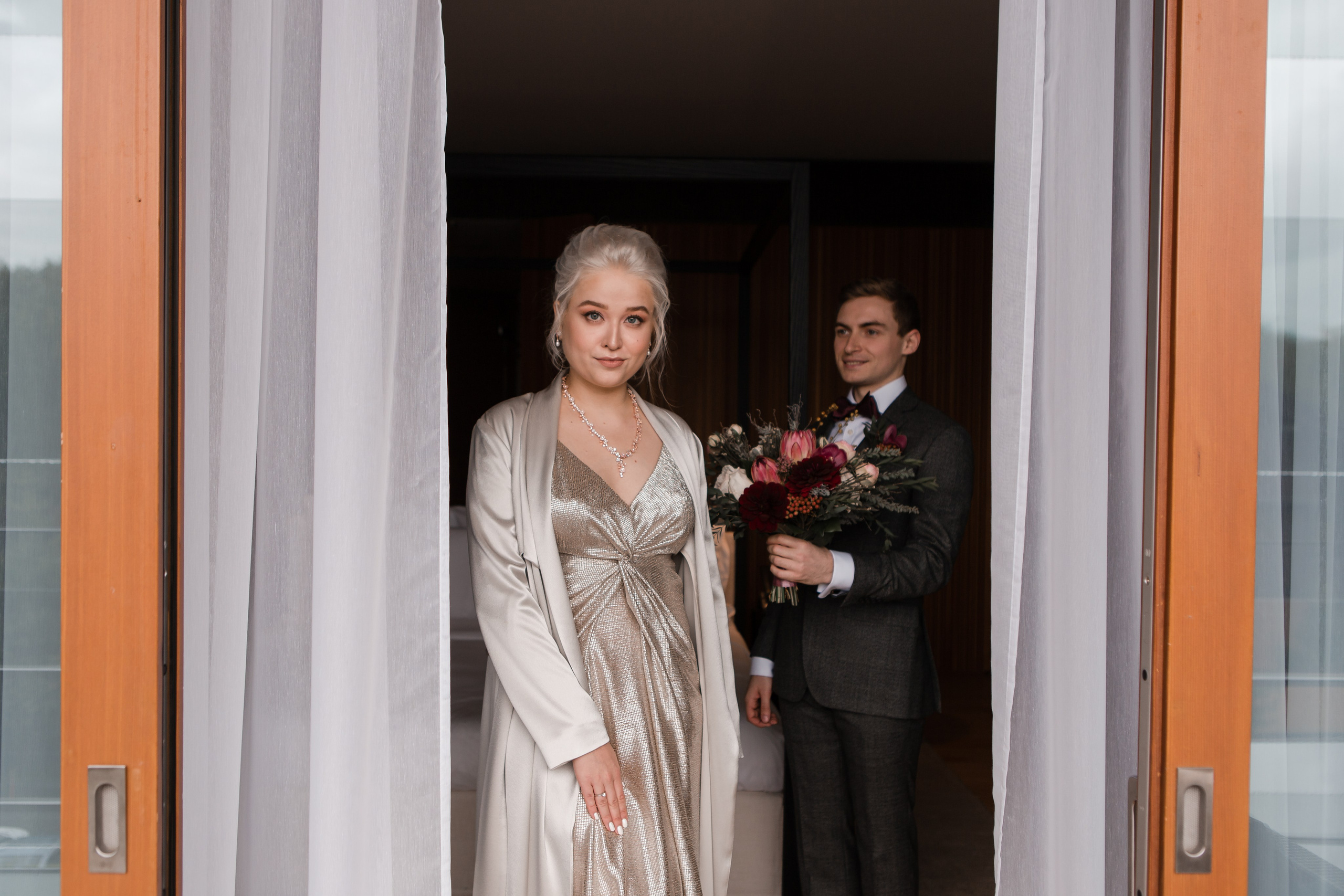 Александр и Ольга. Видеосъемка и фотосъемка свадеб. Фотограф и оператор на свадьбу. Видеосъемка подкастов, собственная видео-фотостудии. Предметная фотосъемка