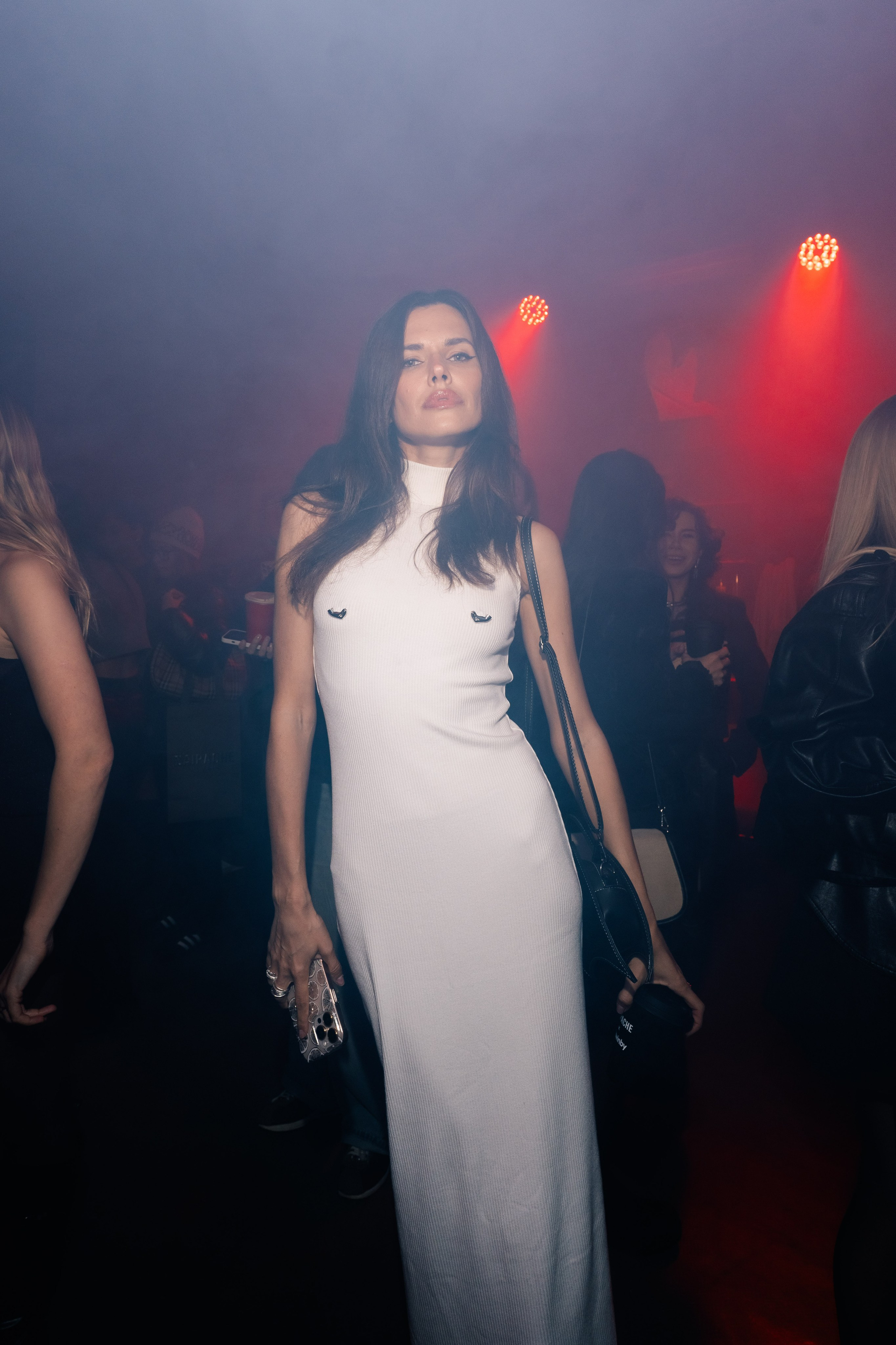 NAIPACHE DARK NIGHT x TWINBY. @oljiofilm: Олег Иванов — фотограф