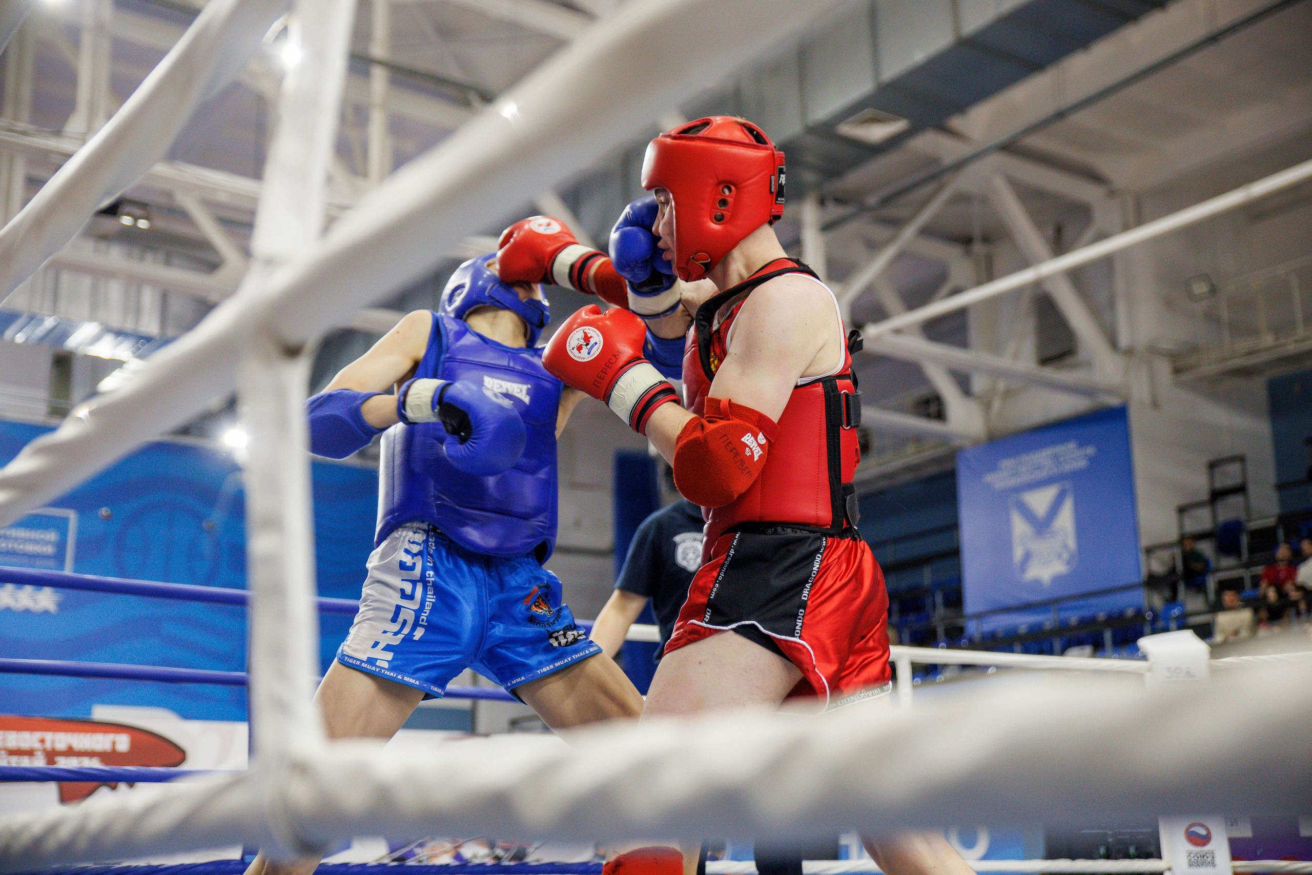 Чемпионат ДВФО по муайтай 2024. Репортажный и портретный фотограф во Владивостоке Шегай Андрей