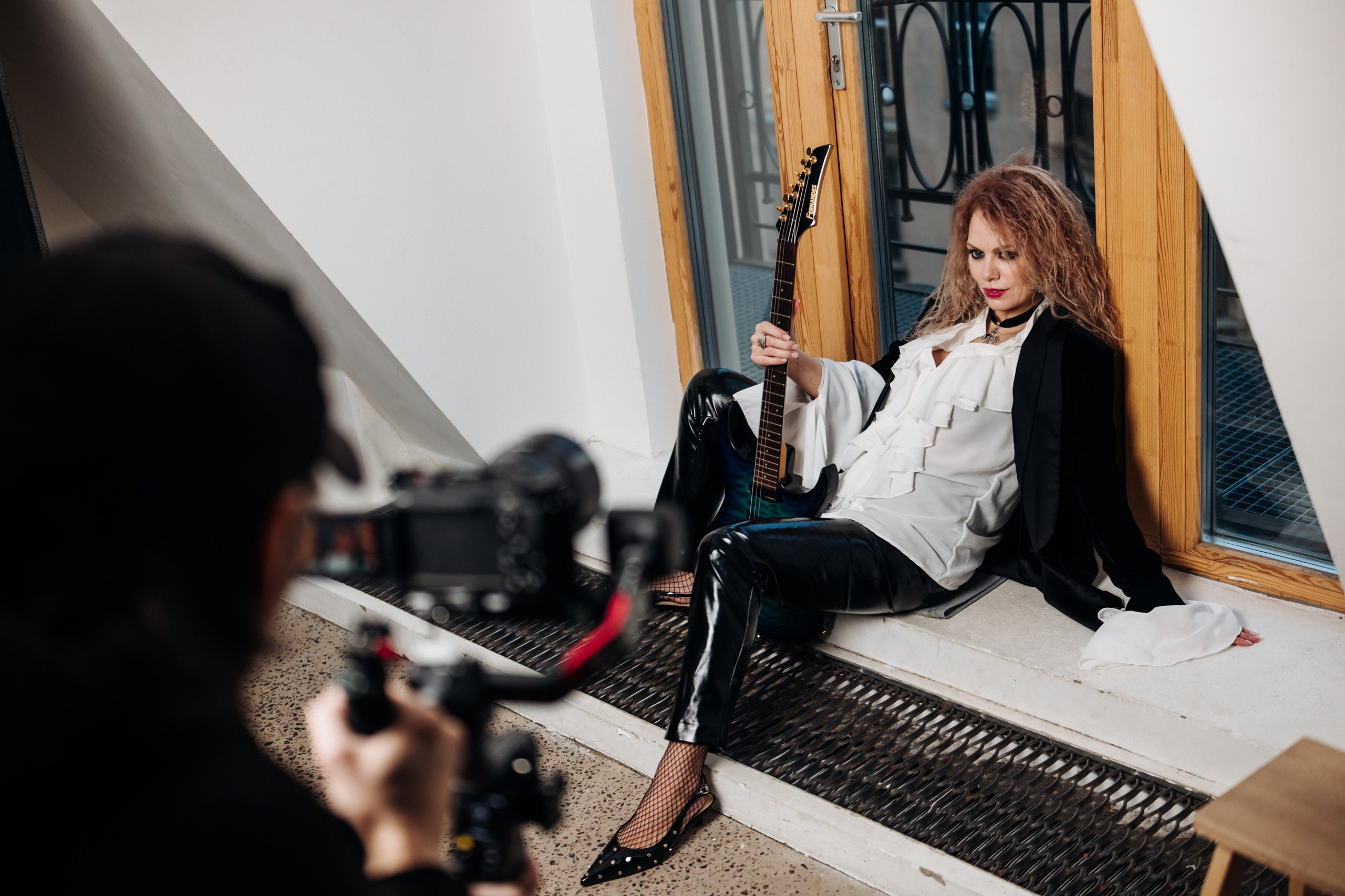 Промо-Сессия КамиLLа на обложку сингла «Дельтаплан». Репортажный фотограф Санкт-Петербург