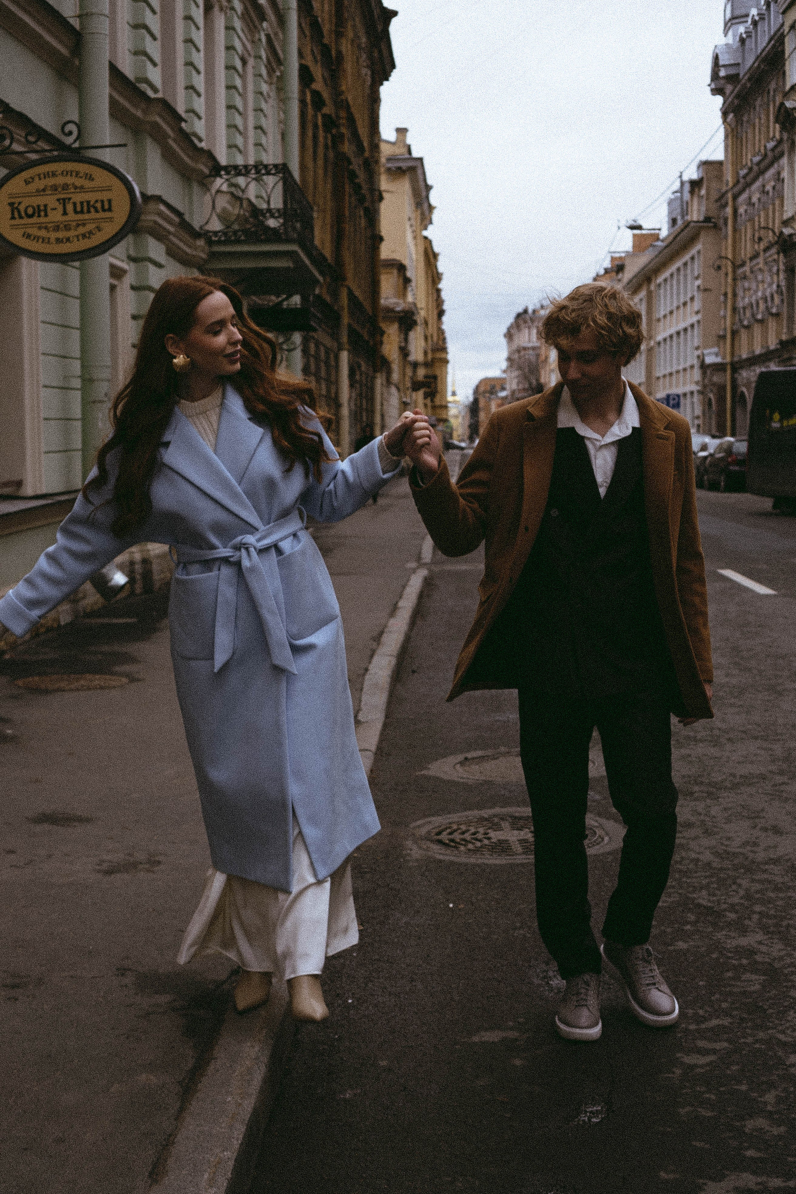 СВАДЕБНАЯ ПРОГУЛКА ПО ПЕТРОГРАДКЕ ВЕСНОЙ (ФОТОСЕССИИЯ ПАРЫ СВАДЕБНАЯ). Профессиональный фотограф, Санкт-Петербург — Виктория Богомолова