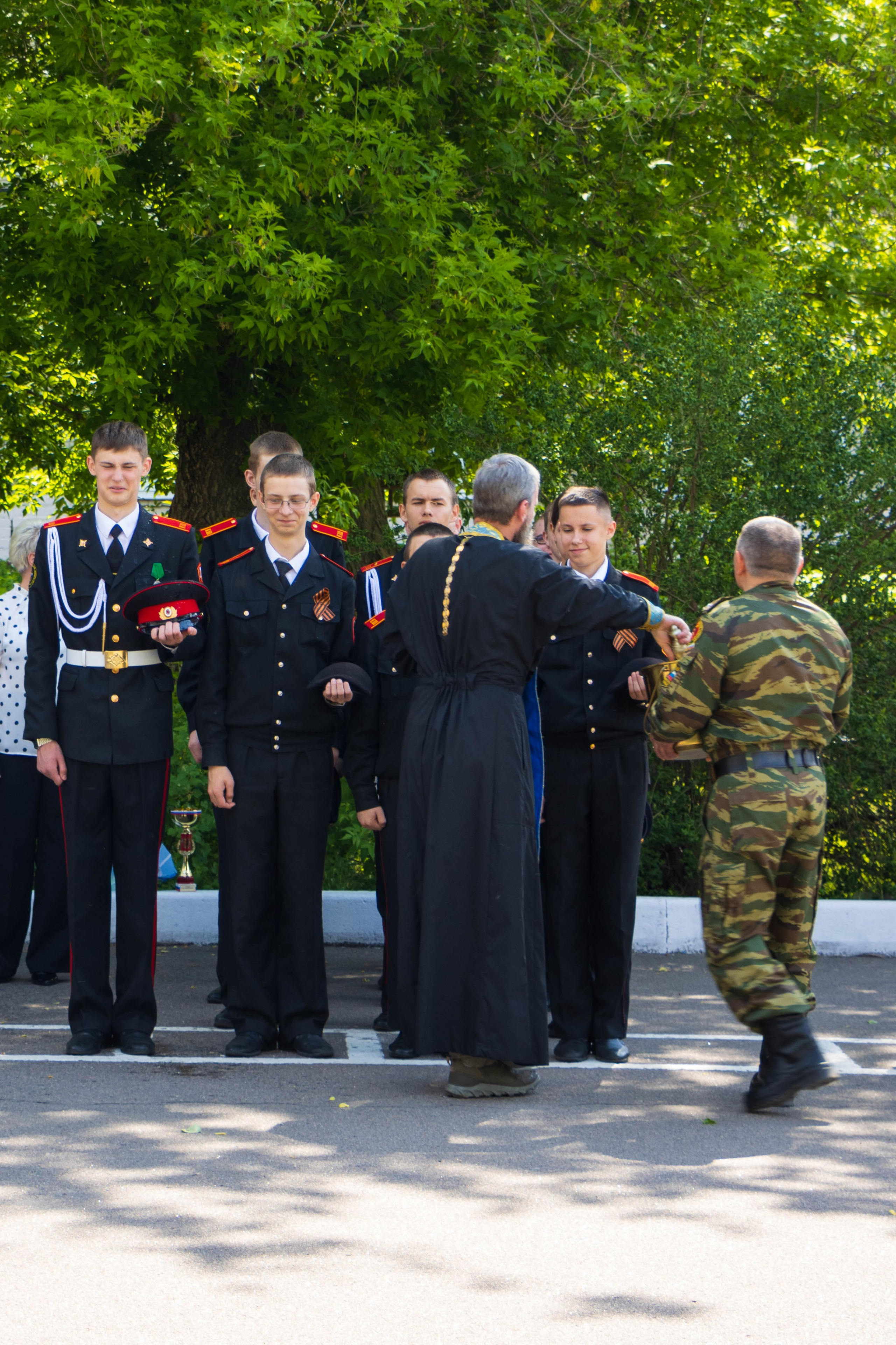 Последний звонок 2025 взвод 8"б». Фотограф Татьяна Матрос