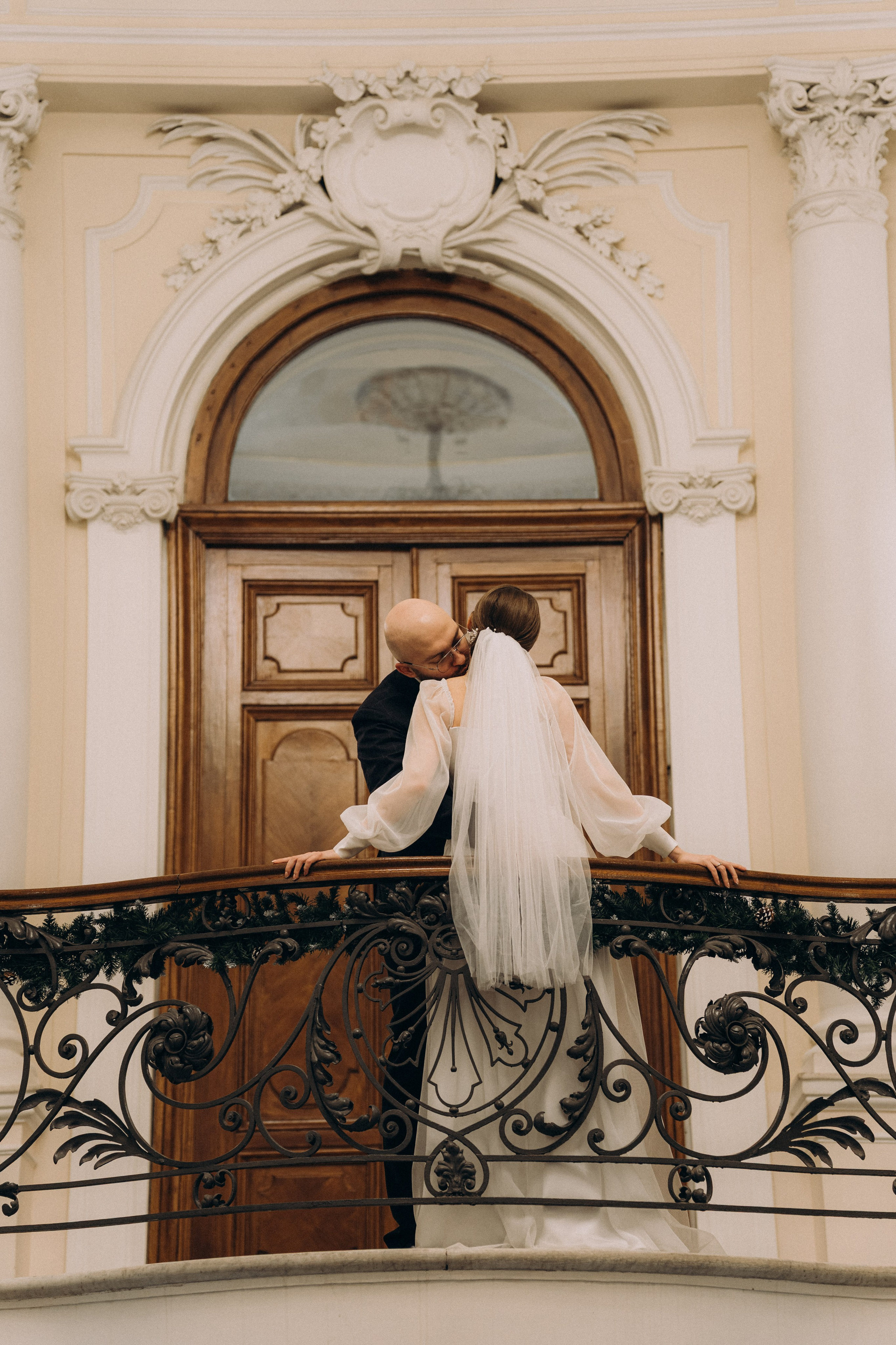 СВАДЕБНАЯ СЬЕМКА ВО ВТОРОМ ДВОРЦЕ (ДЕКАБРЬ) ТАКЖЕ СЬЕМКА В СТУДИИ НА ЧЕРНЫШЕВСКОЙ. Профессиональный фотограф, Санкт-Петербург — Виктория Богомолова