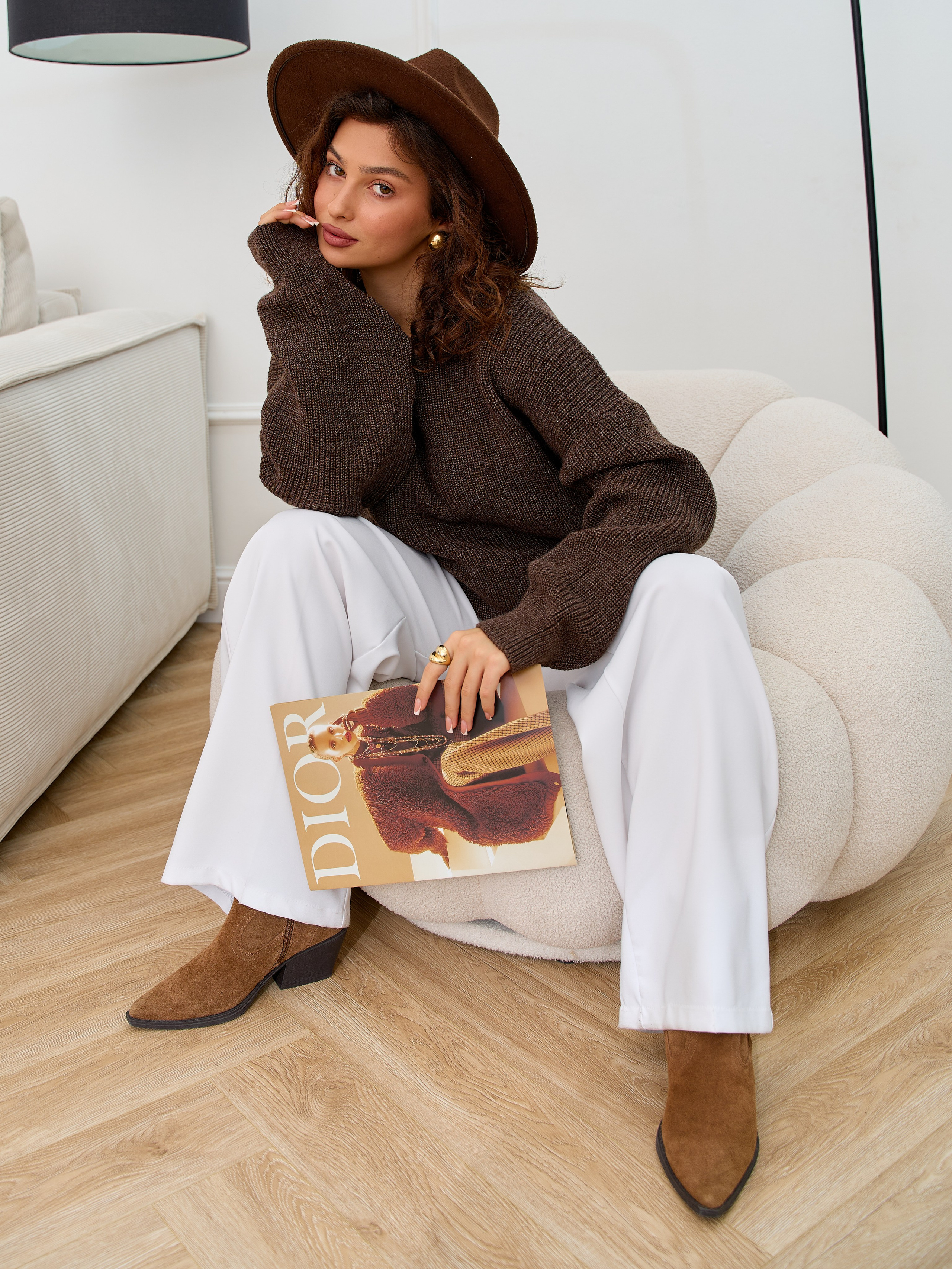 Свитер. Фотограф для маркетплейсов в Москве