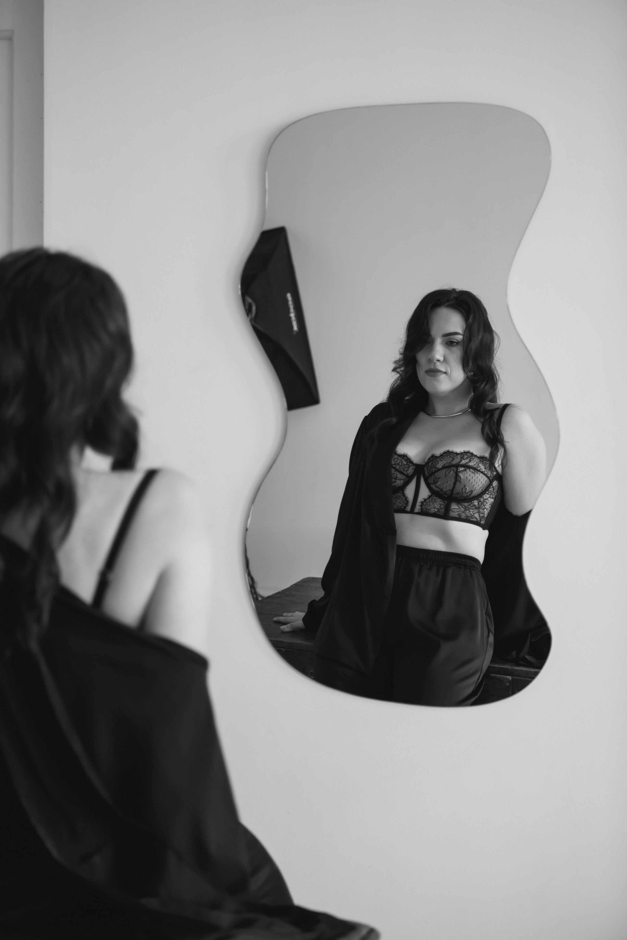 …Без слов — фотосессия для нее. Фотохудожник Нина Жихарева