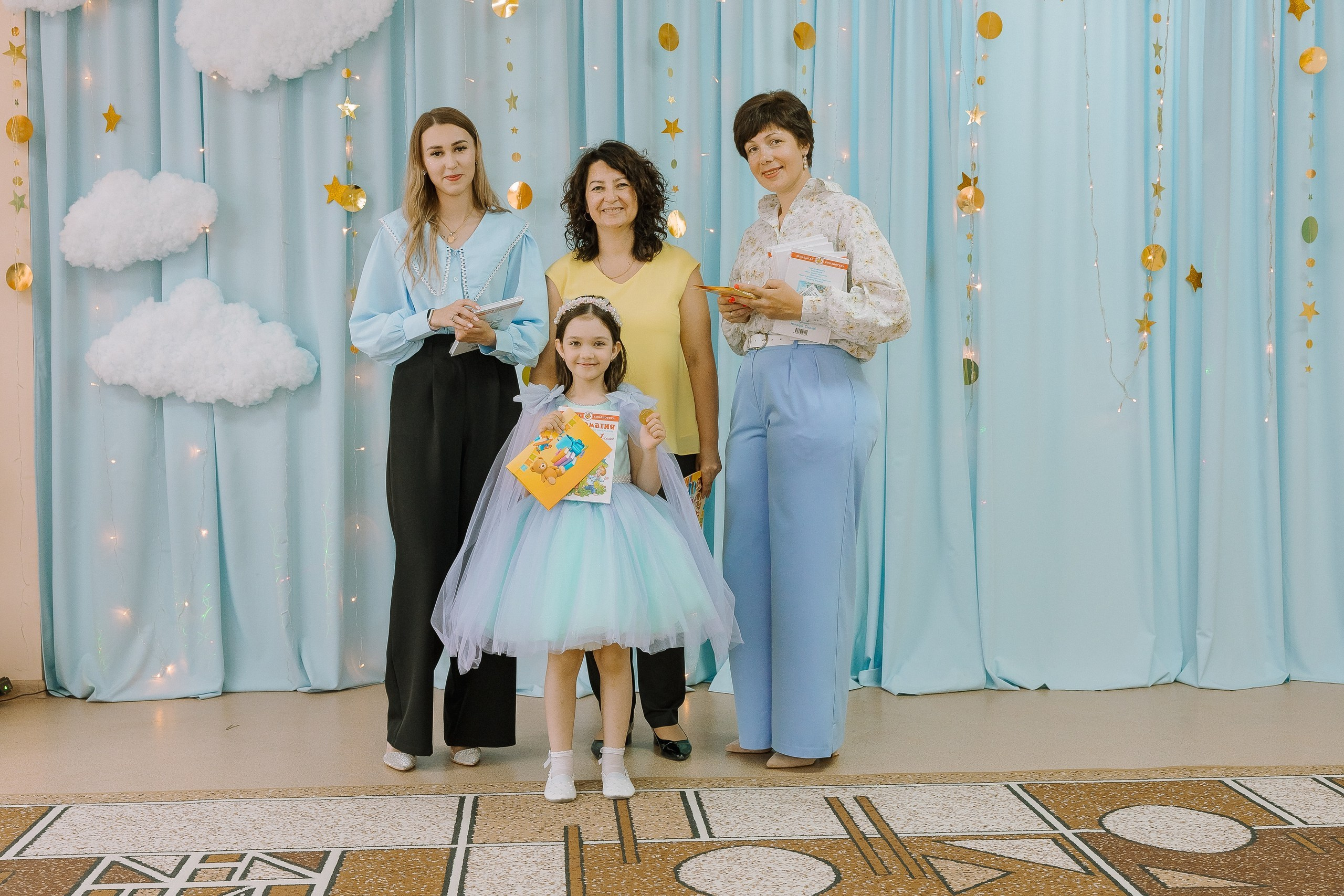 Выпускной в ДС -29. Выпускные альбомы Натальи Бутко: Новороссийск, Анапа, Геленджик