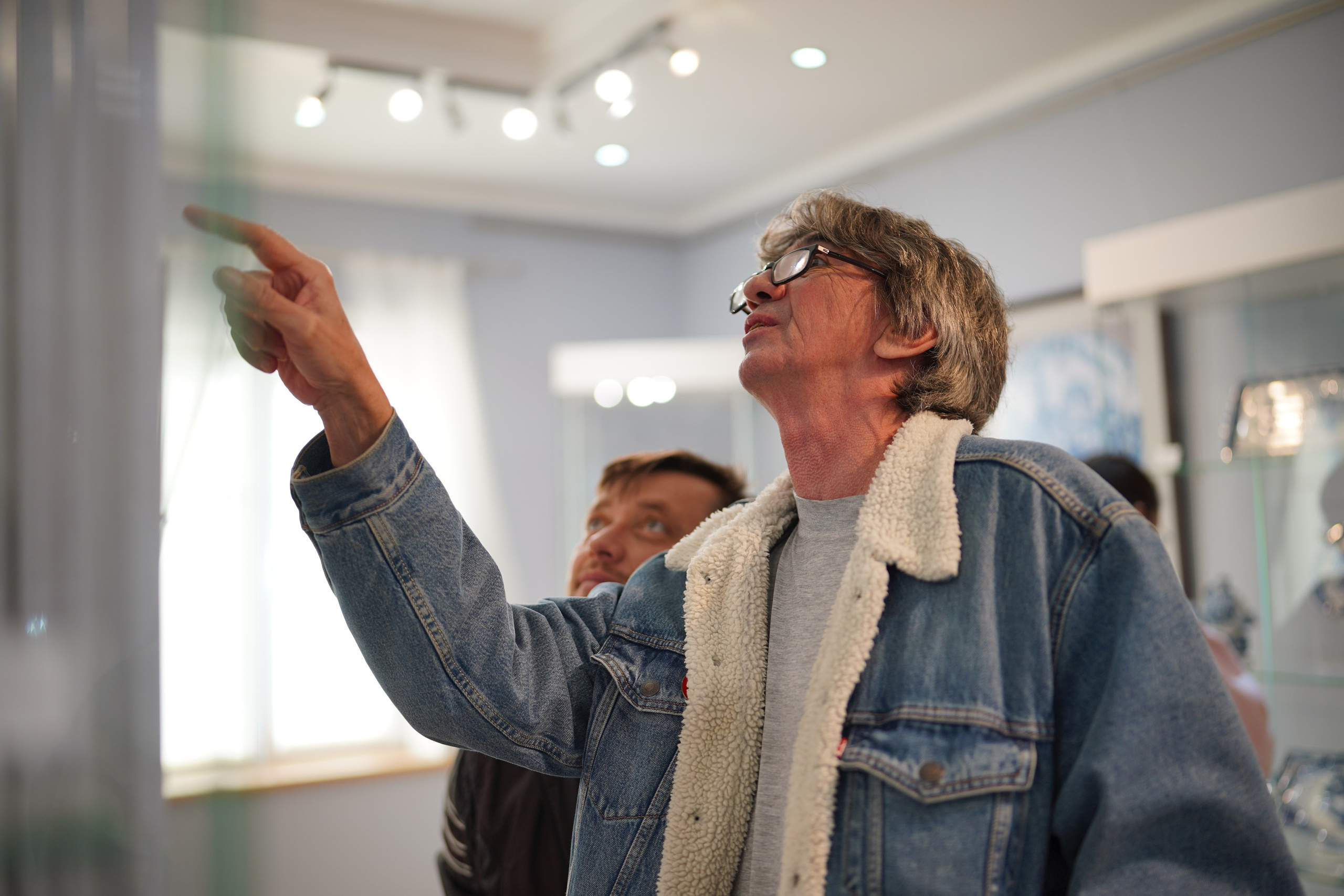 Exhibition by Alexander Tsaregorodtsev and Marnarita Podgornaya — Выставка Александра Царегородцева и Марнариты Подгорной