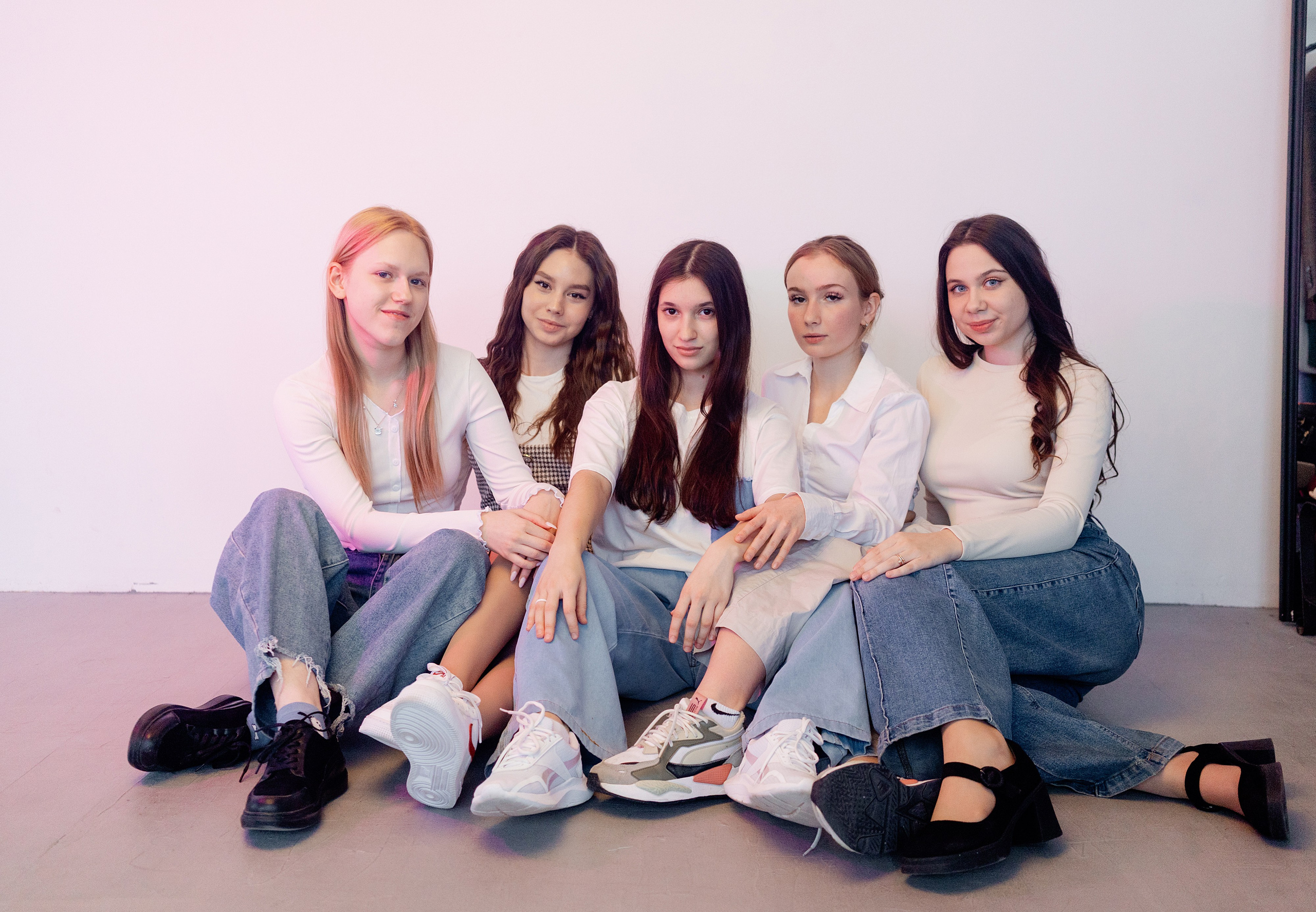 11 класс Студия. Фотограф Софья Володкина